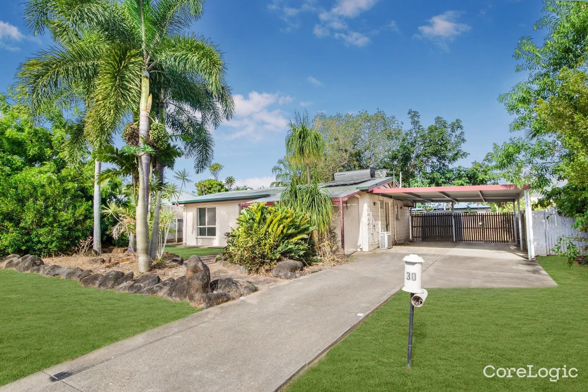 30 Leila  Avenue, Rasmussen - Thumbnail 2