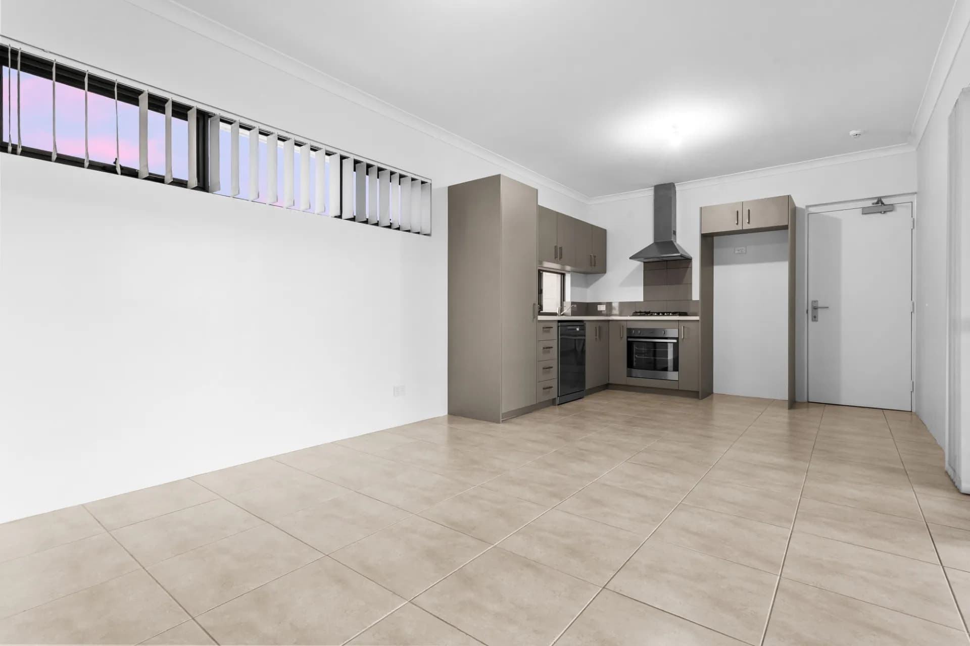 3/13 Scales Way, Spearwood., Spearwood - Thumbnail 3