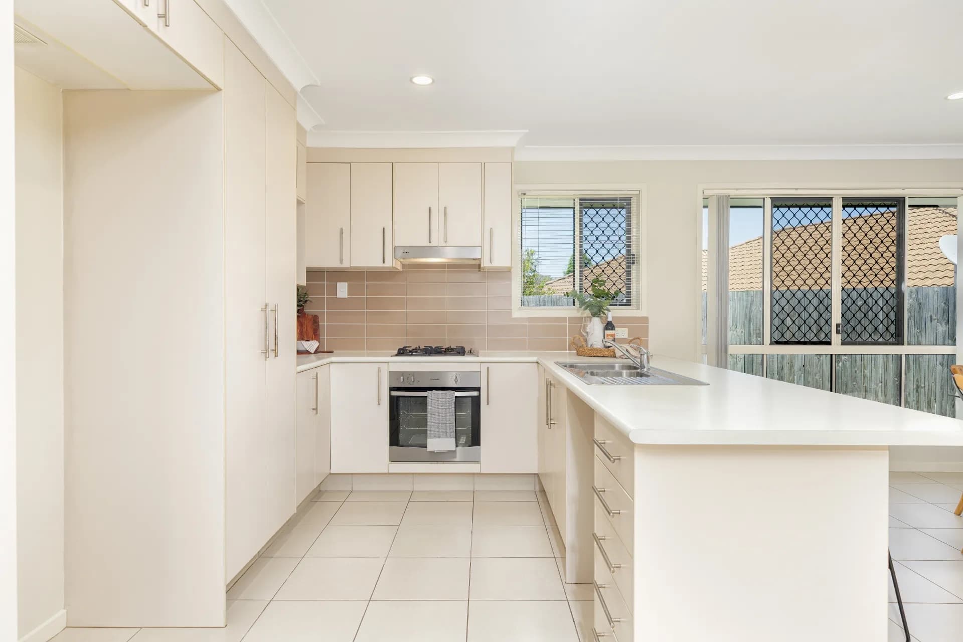 75 Sears Parade, North Lakes., North Lakes - Thumbnail 4