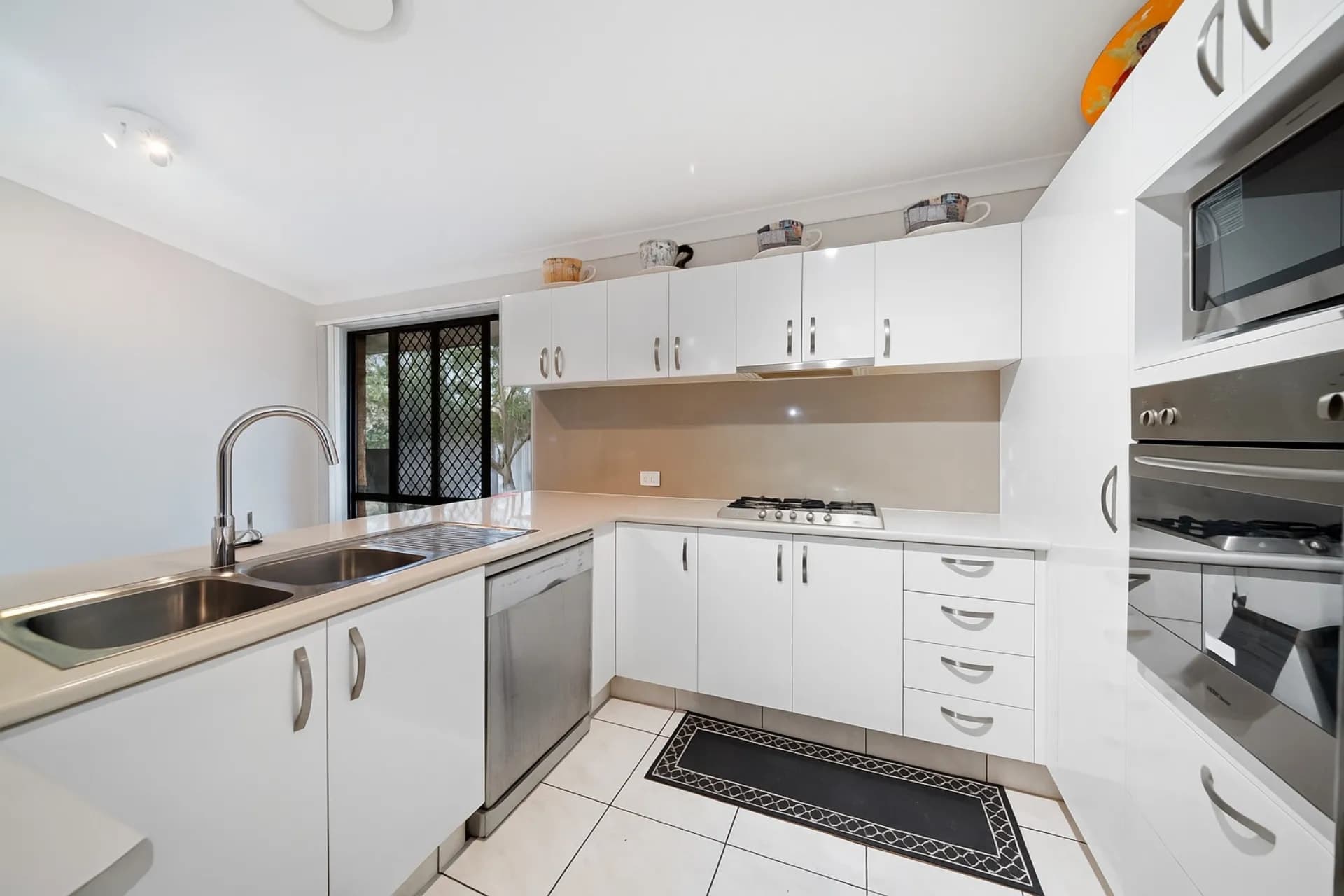 1 Rivervista  Court, Eagleby - Thumbnail 5