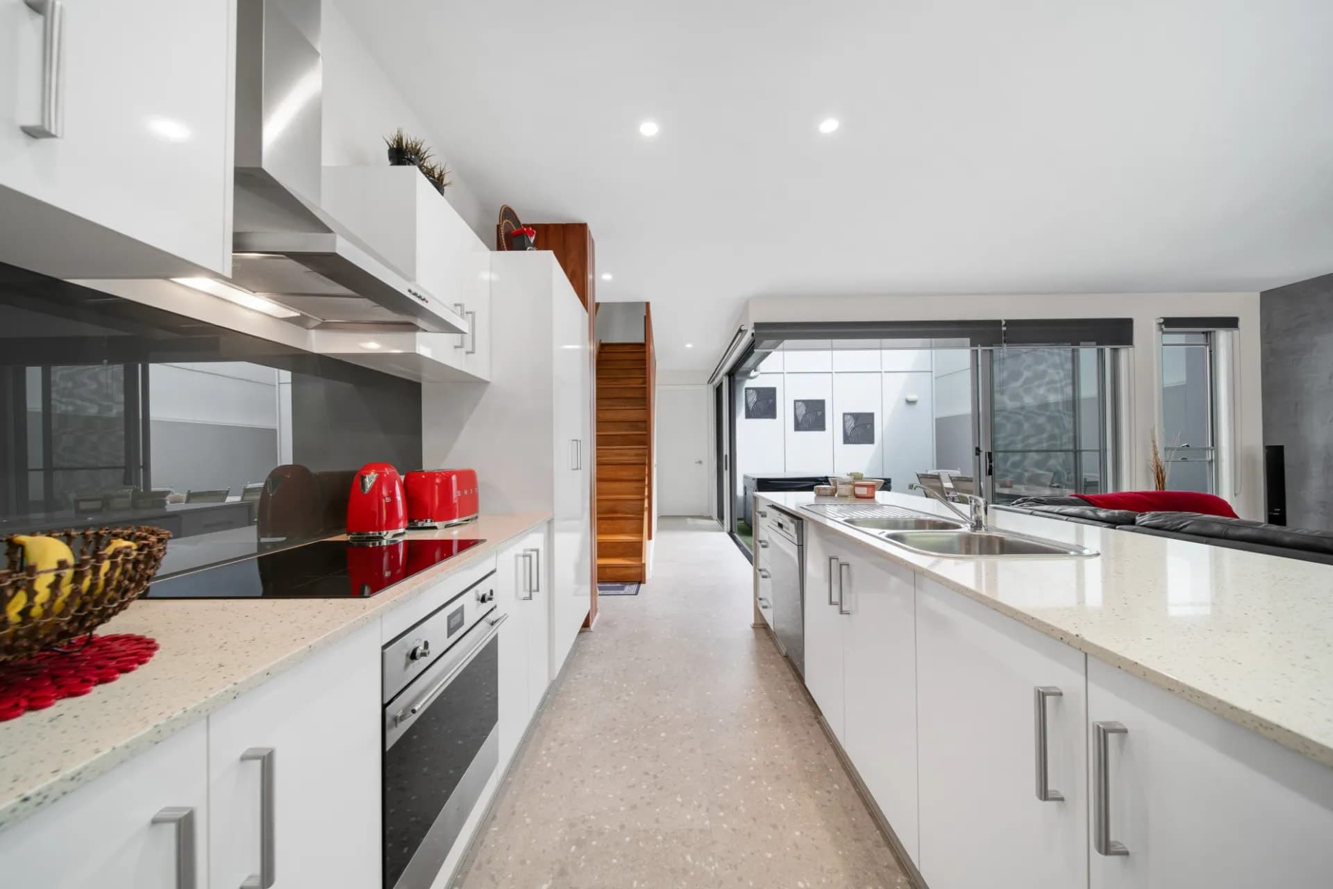 9 Fraser Avenue, Maroochydore - Thumbnail 4