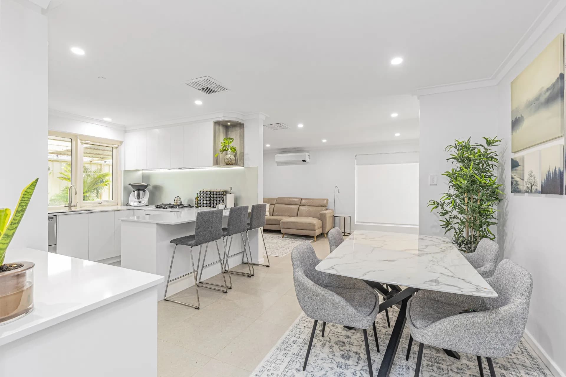 6/215 Washington Street, Victoria Park - Image 1