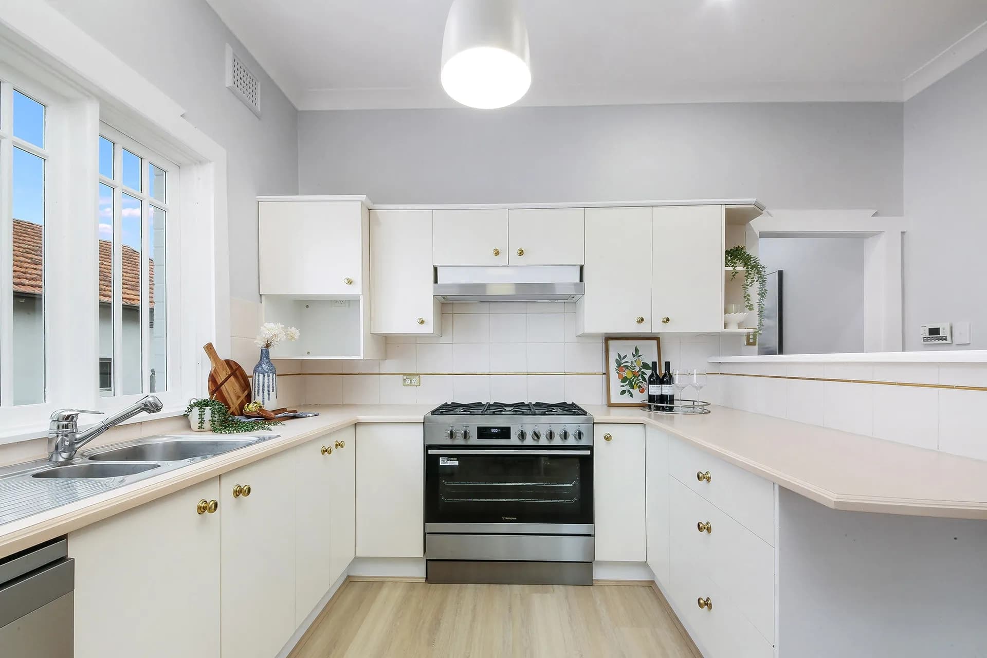 11 Daly Avenue, Concord - Thumbnail 3