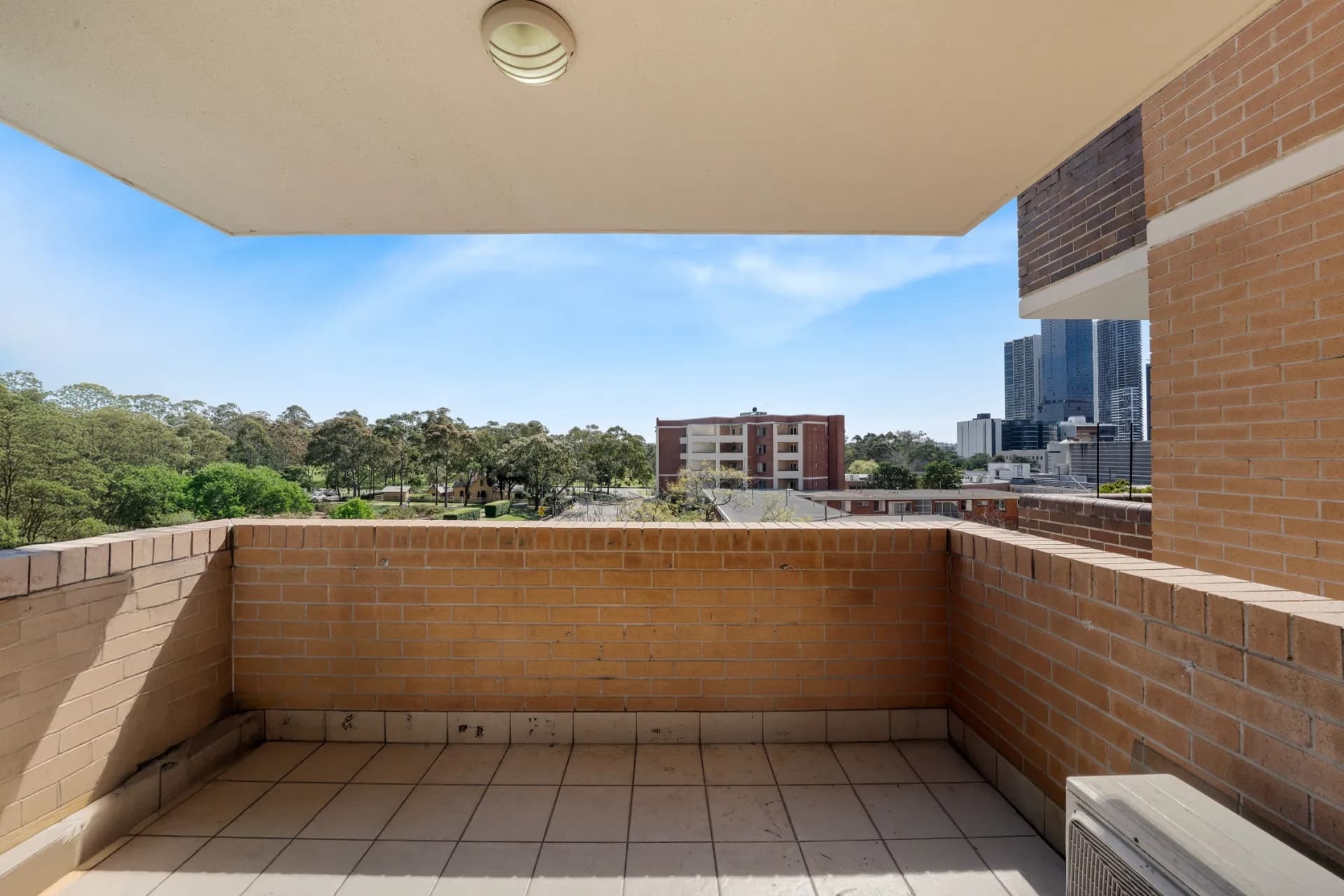 14/1 Hunter Street, Parramatta., Parramatta - Thumbnail 6