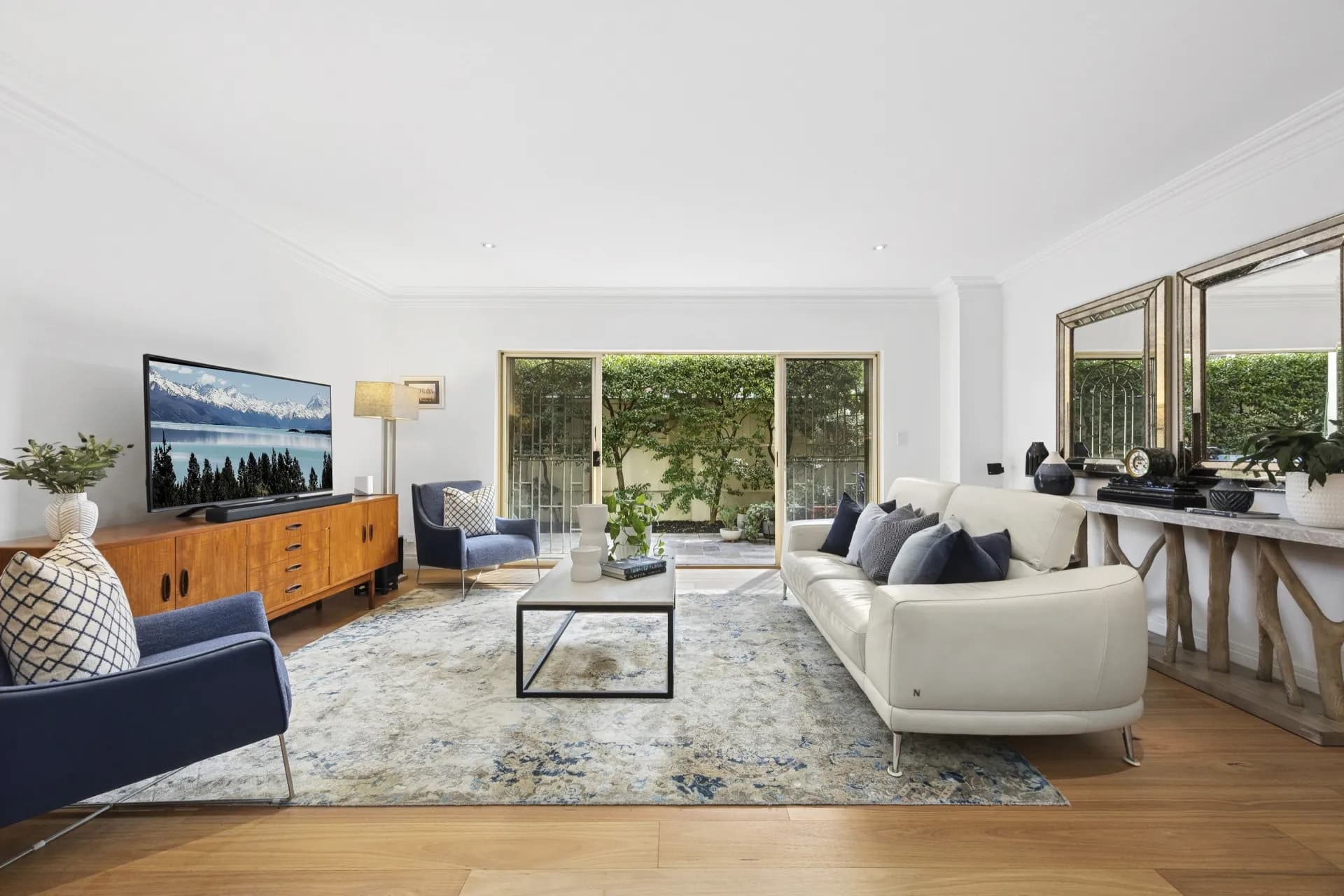 2/2A Hale Road, Mosman - Image 1