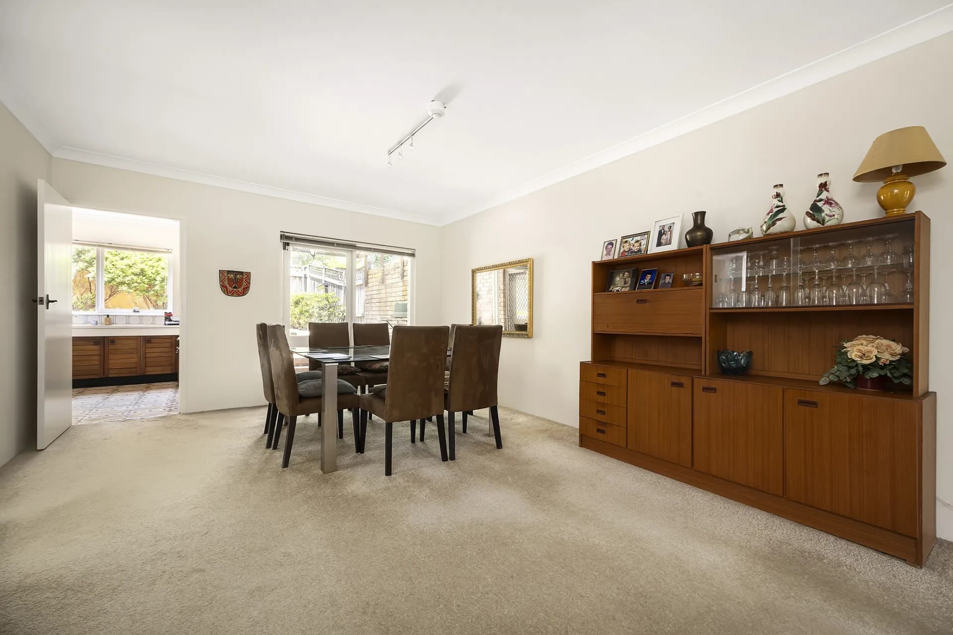 122 Ruthven  Street, Bondi Junction - Thumbnail 2