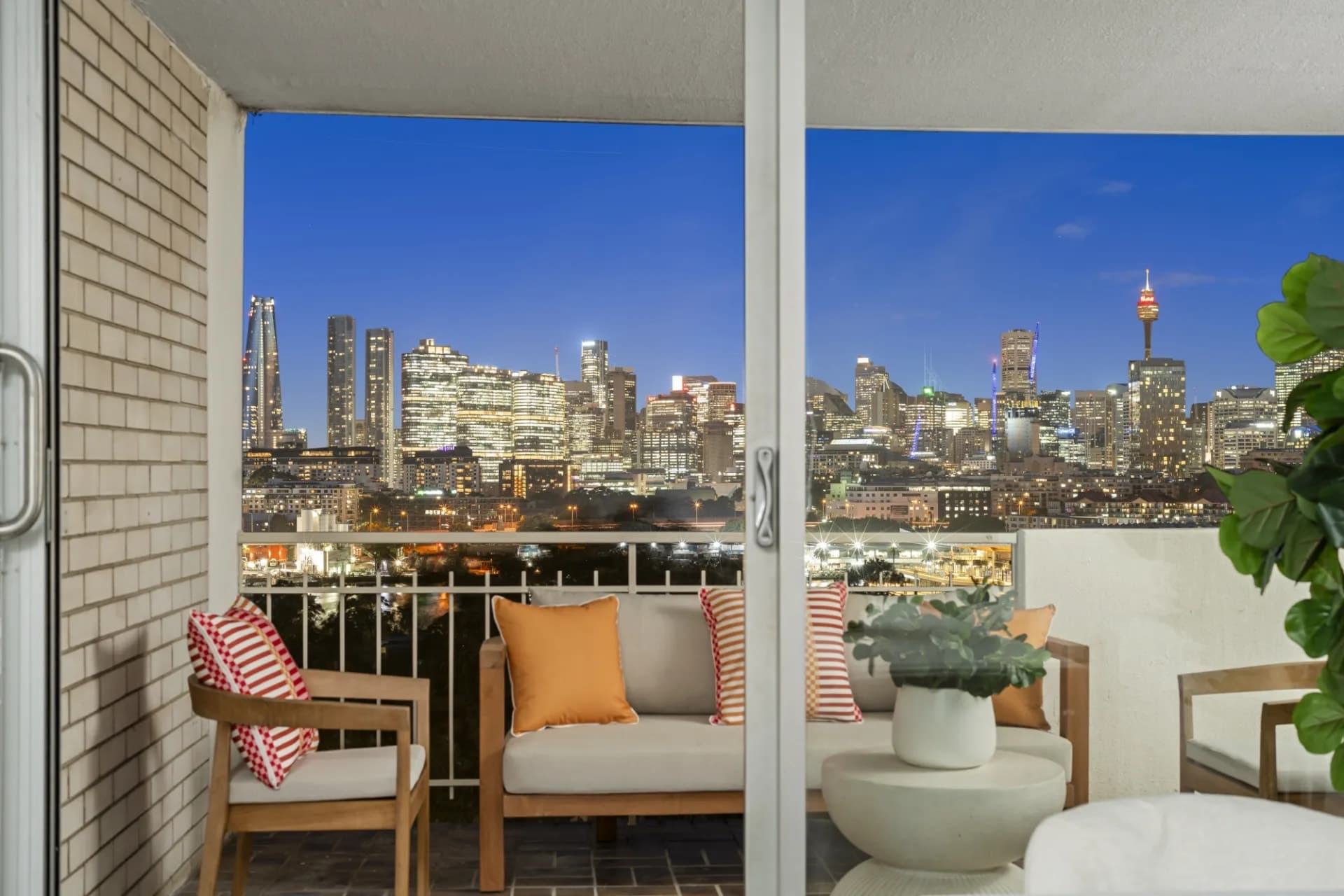 31/2a Forsyth Street, Glebe - Thumbnail 2