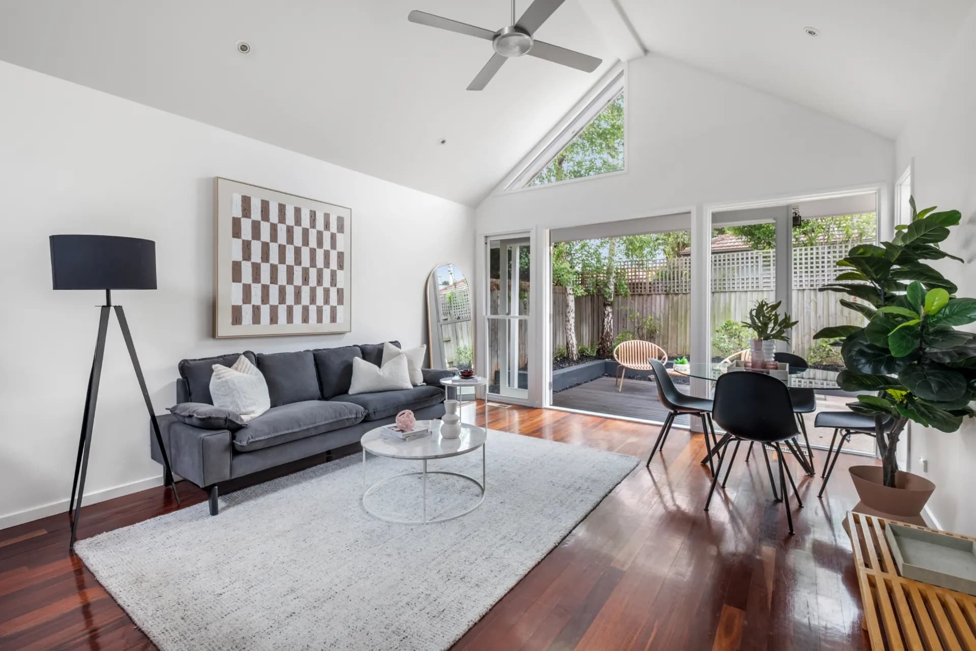 1 Packington  Place, Prahran - Thumbnail 2