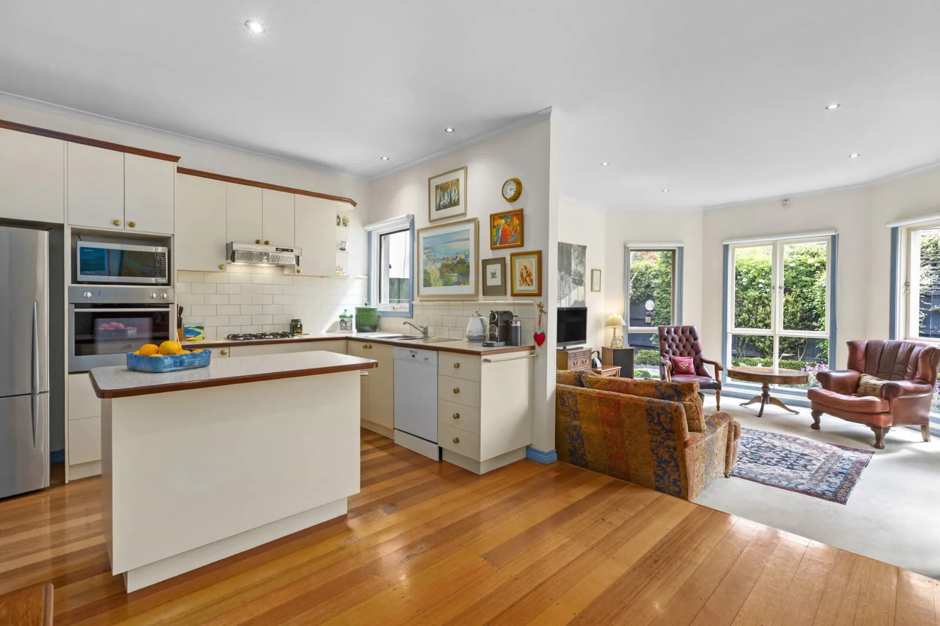 2/6 David Street, Hampton - Thumbnail 2