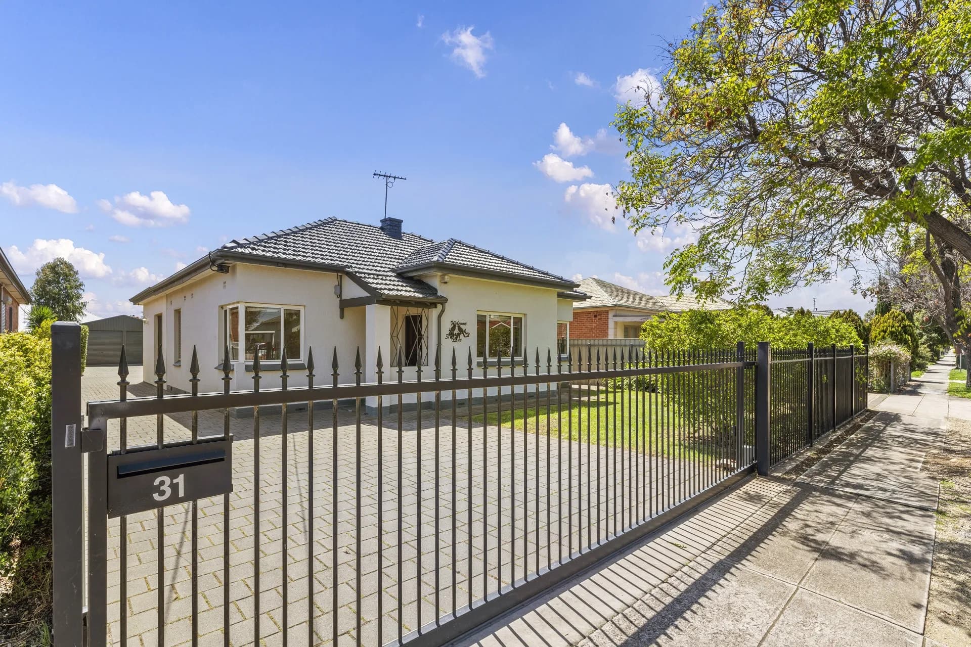 31 Lane Street, Richmond - Image 1