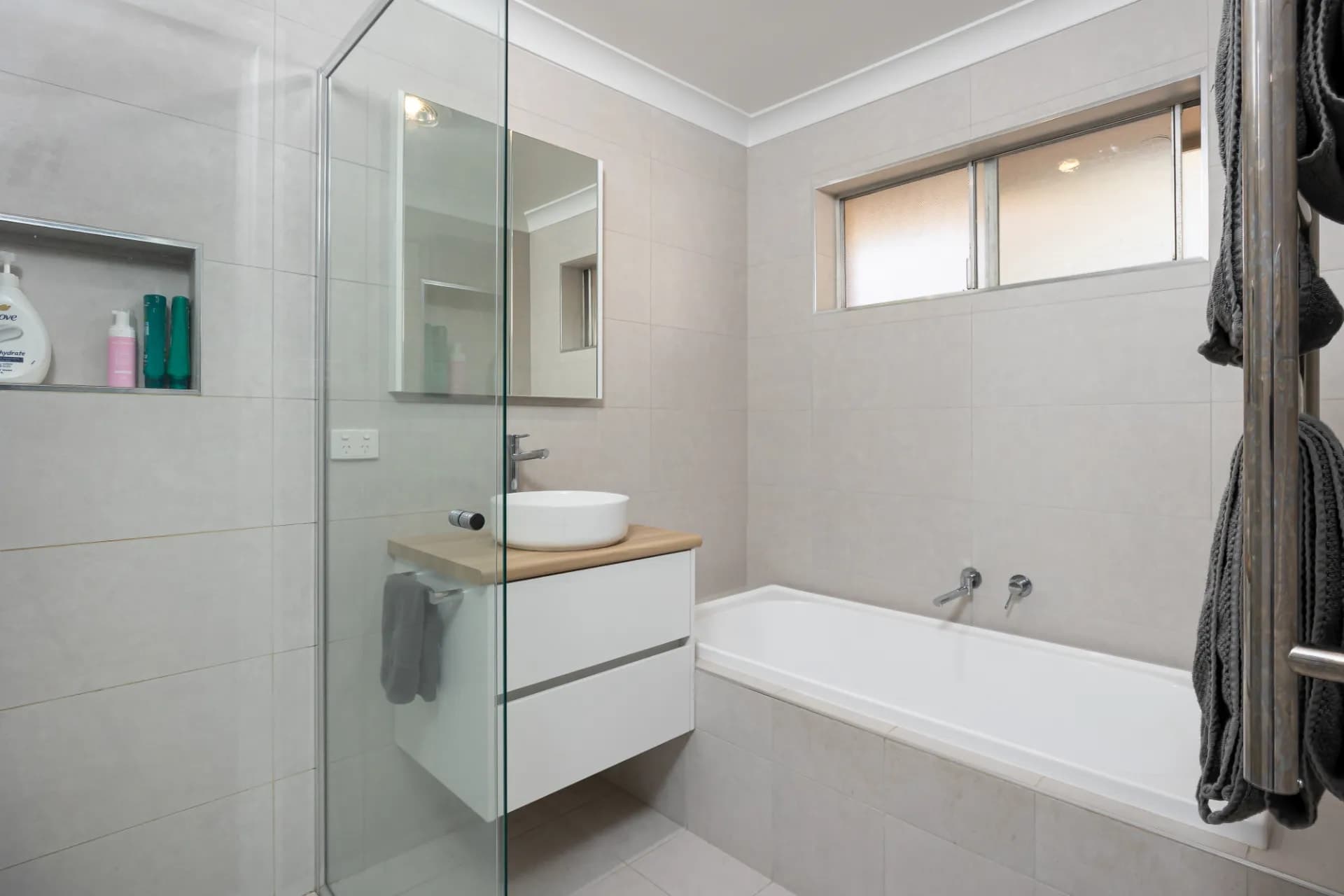 14 Main  Street, Lake Albert, NSW, Lake Albert - Thumbnail 7