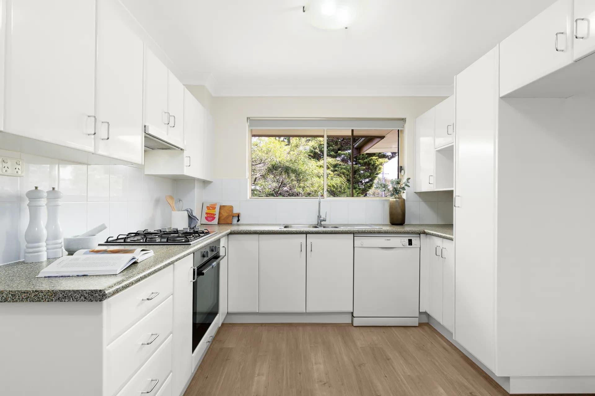 4/272 Longueville Road, Lane Cove., Lane Cove - Thumbnail 3