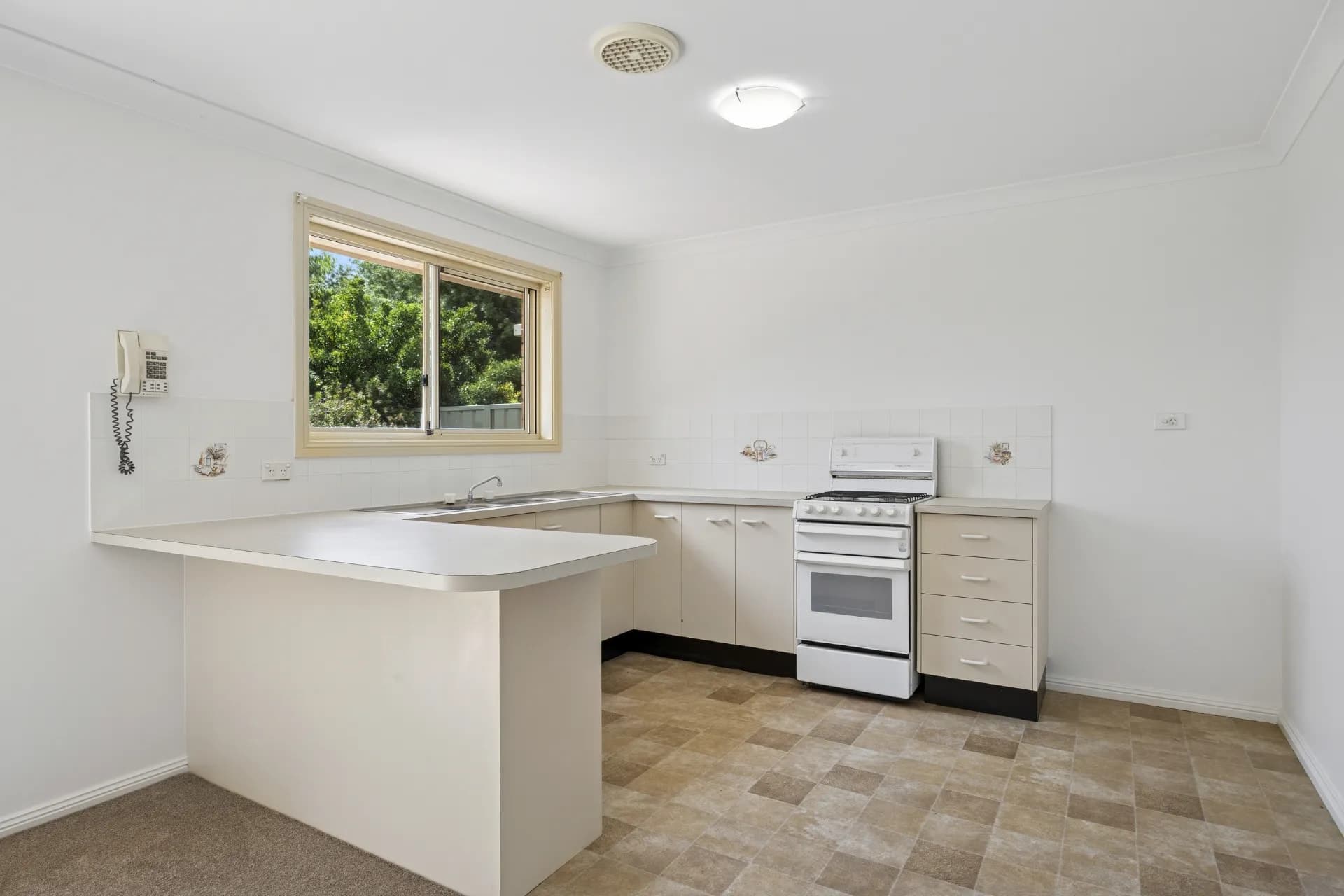 34 Hellmund Street, Queanbeyan., Queanbeyan - Thumbnail 7