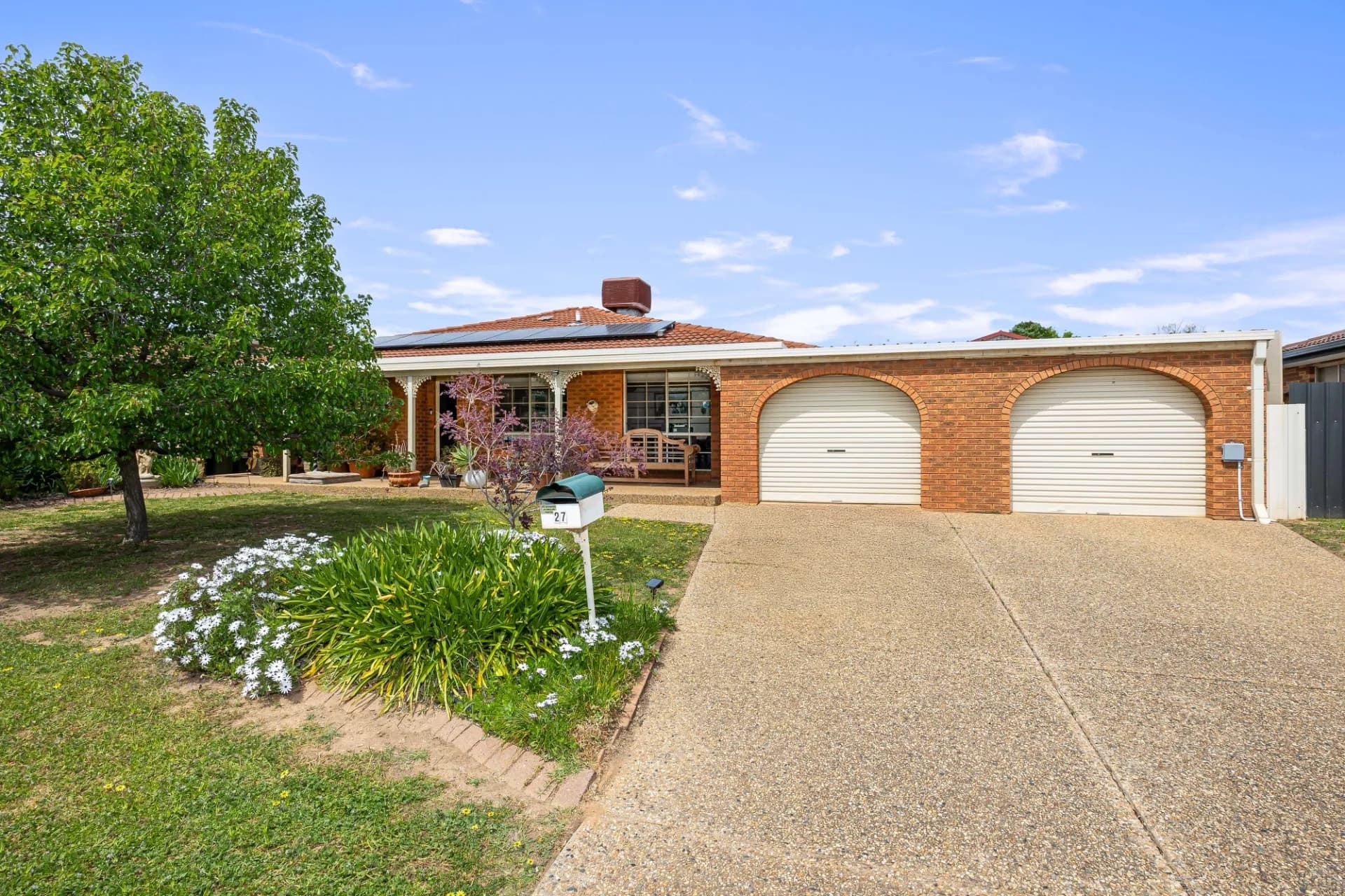 27 Overdale  Drive, Bourkelands - Image 1