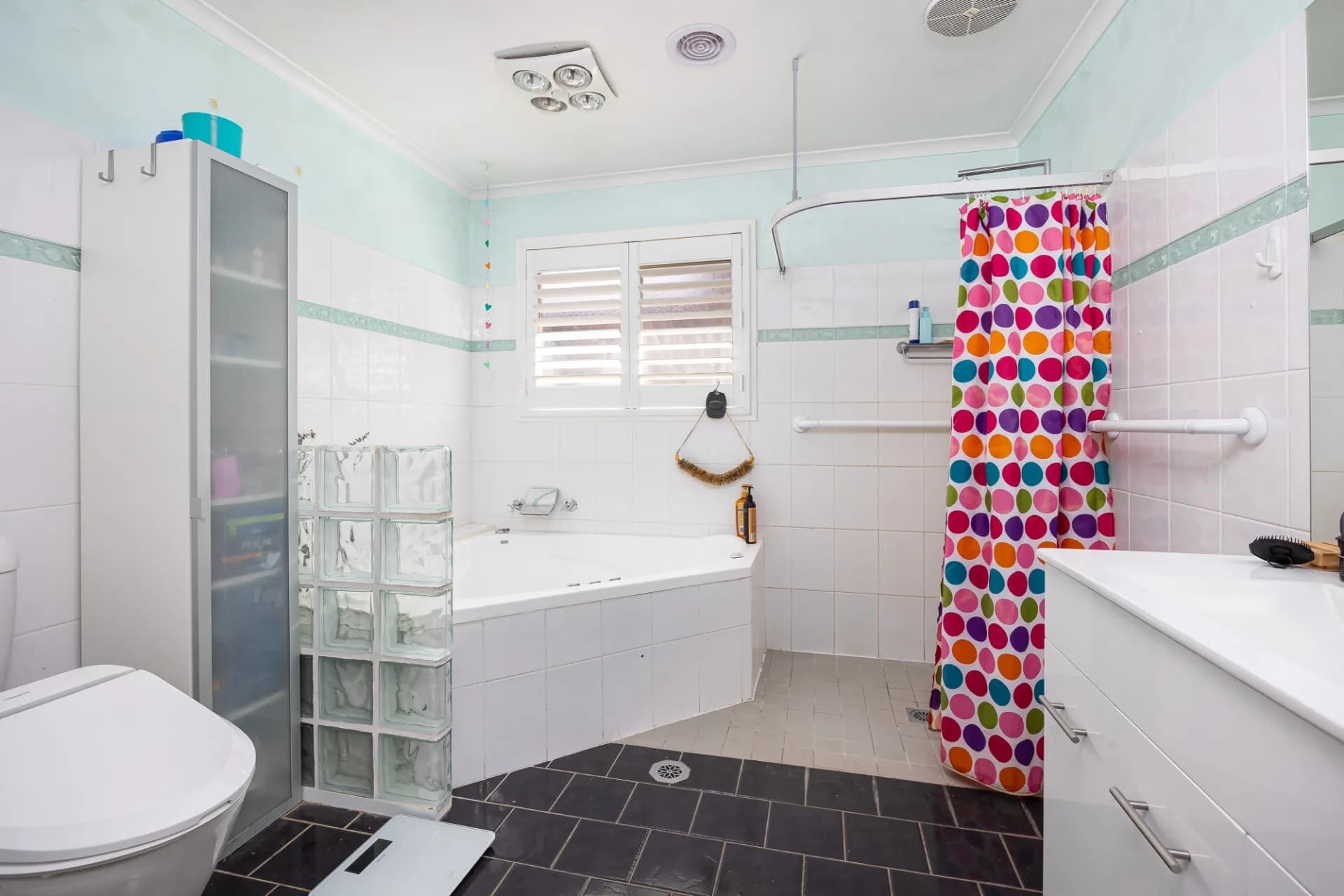 27 Overdale  Drive, Bourkelands - Thumbnail 6