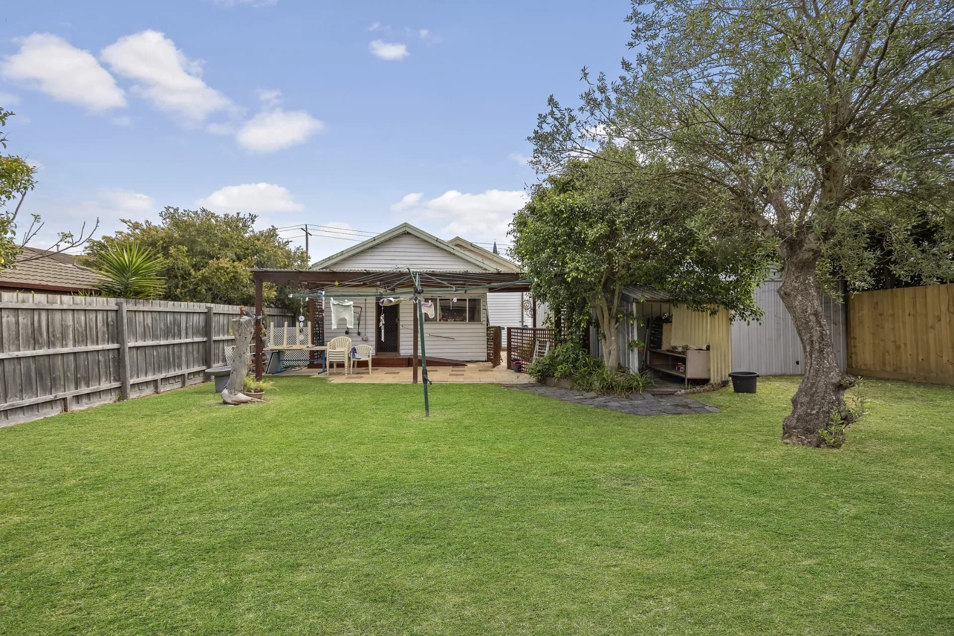 490 Bluff  Road, Hampton East - Thumbnail 5