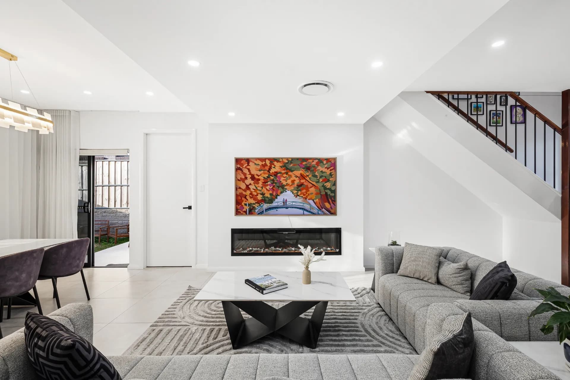 2 Aird Street, Box Hill - Thumbnail 2