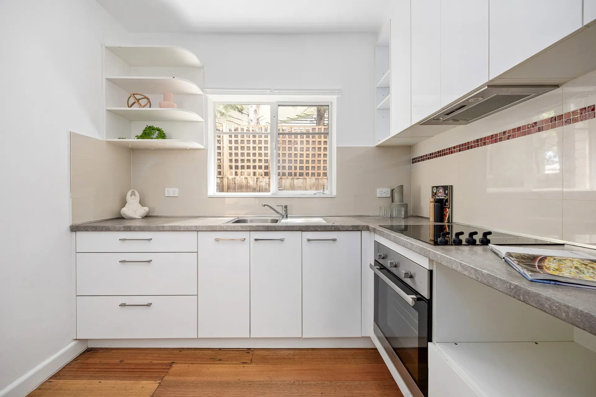 1/14 Chatsworth Road, Prahran., Prahran - Thumbnail 3