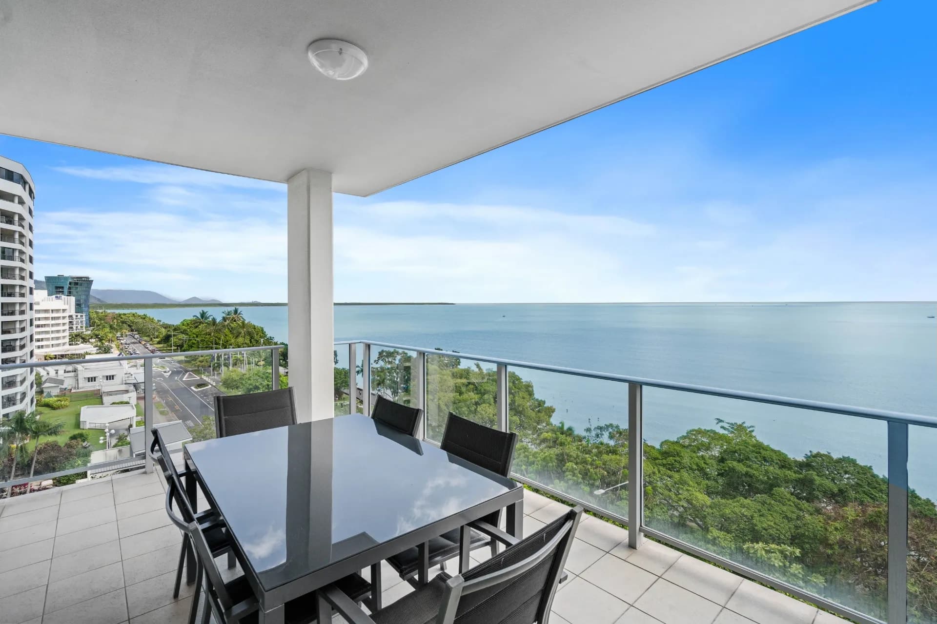 Unit 20801/99 Esplanade, Cairns City - Thumbnail 3