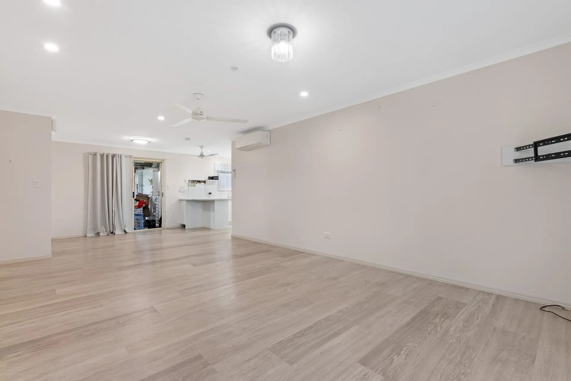 22 Cathy  Place, Torquay - Thumbnail 3