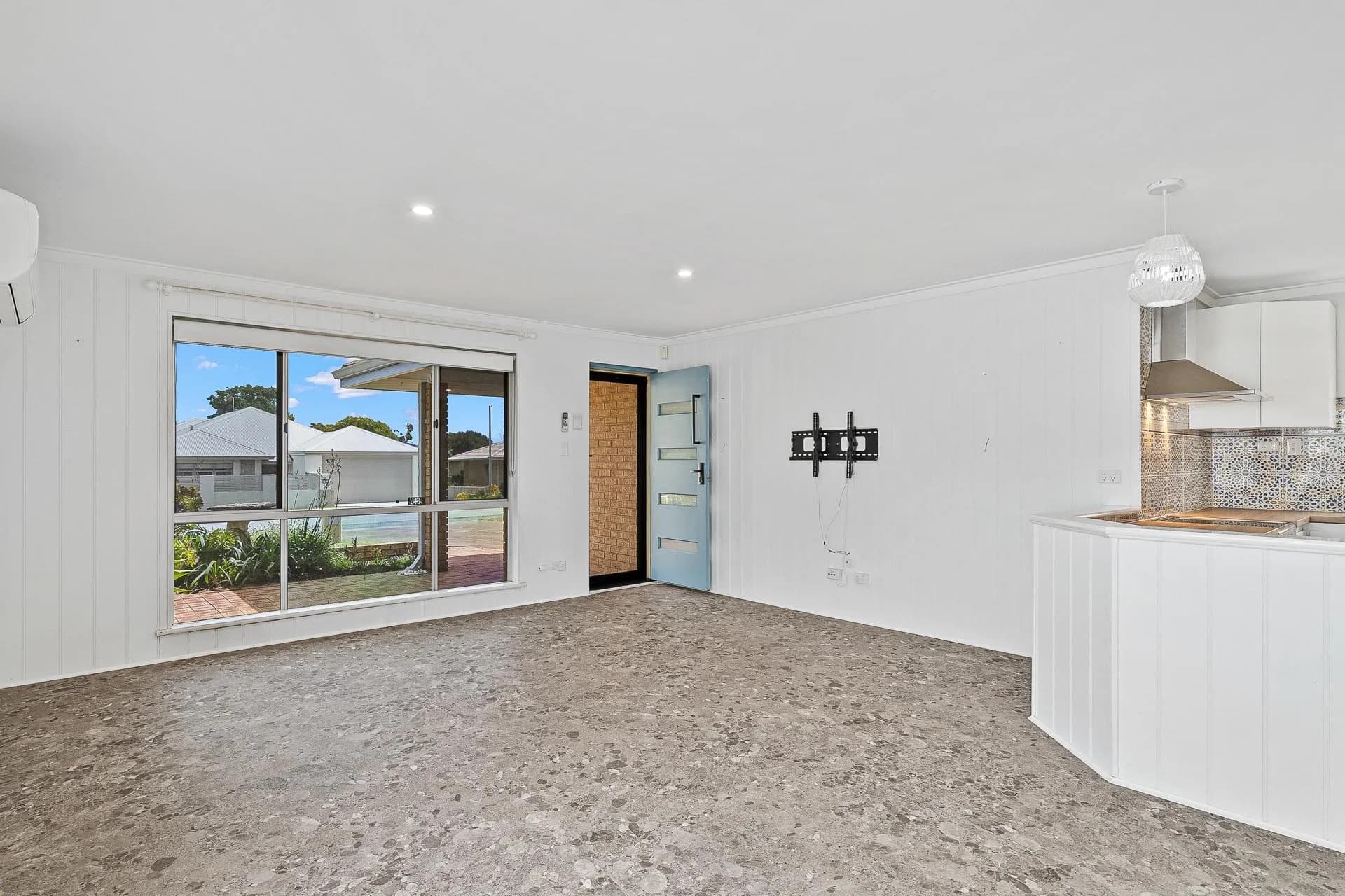 2/5 Galatea Road, Falcon., Falcon - Thumbnail 5