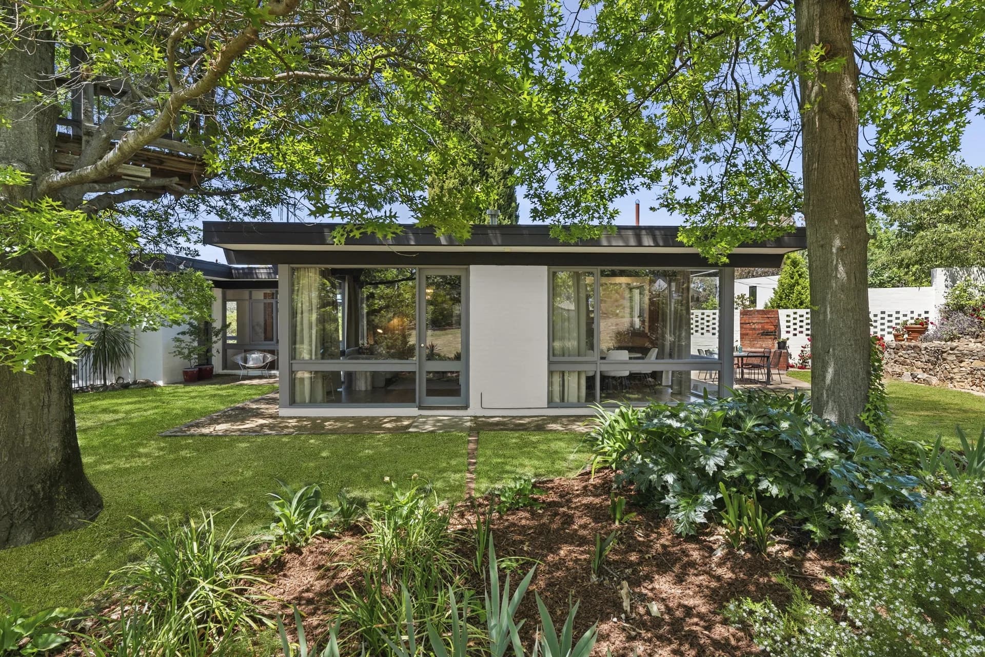 32 Hawker Street, Torrens., Torrens - Image 1