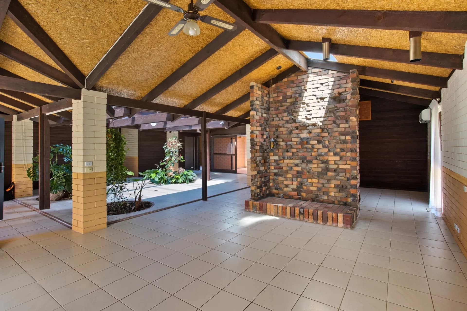 53 Balmoral Crescent, Lake Albert - Thumbnail 2