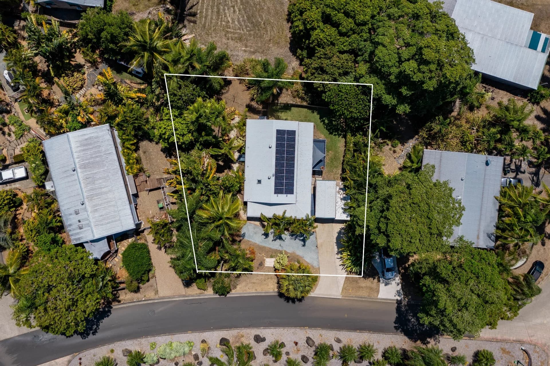 4 Hamilton  Avenue, Cannonvale - Thumbnail 3