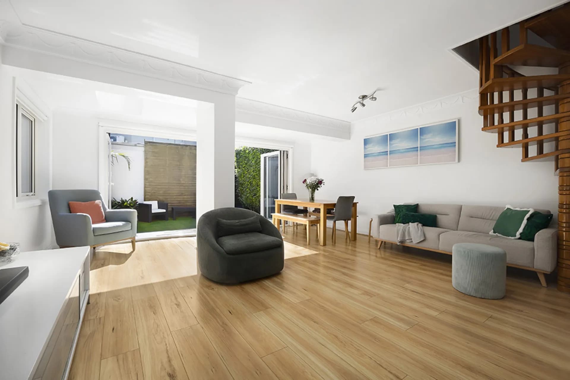 22 Victoria Street, Queens Park - Thumbnail 3