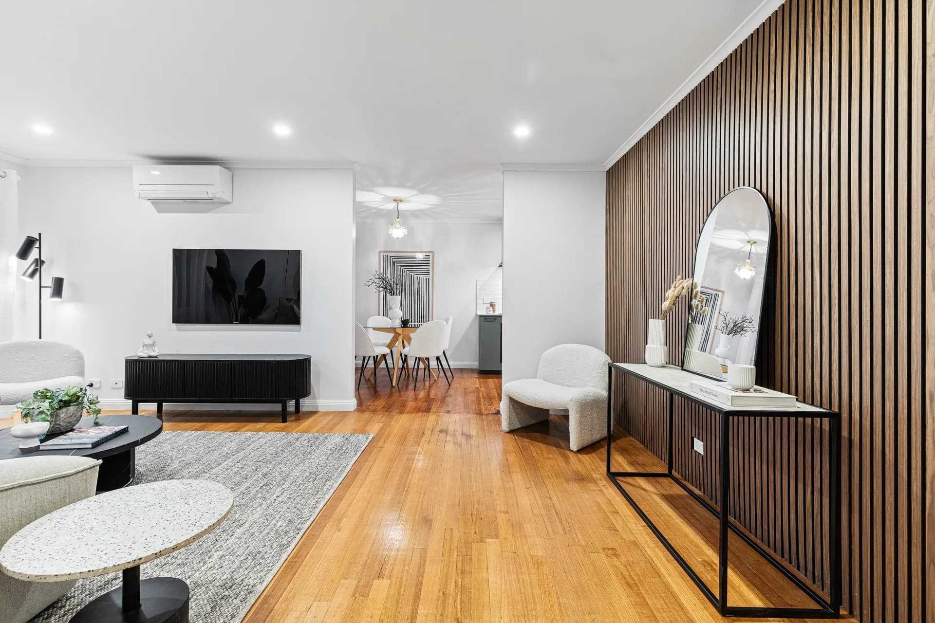 19 Langhorne Street, Altona Meadows - Thumbnail 2