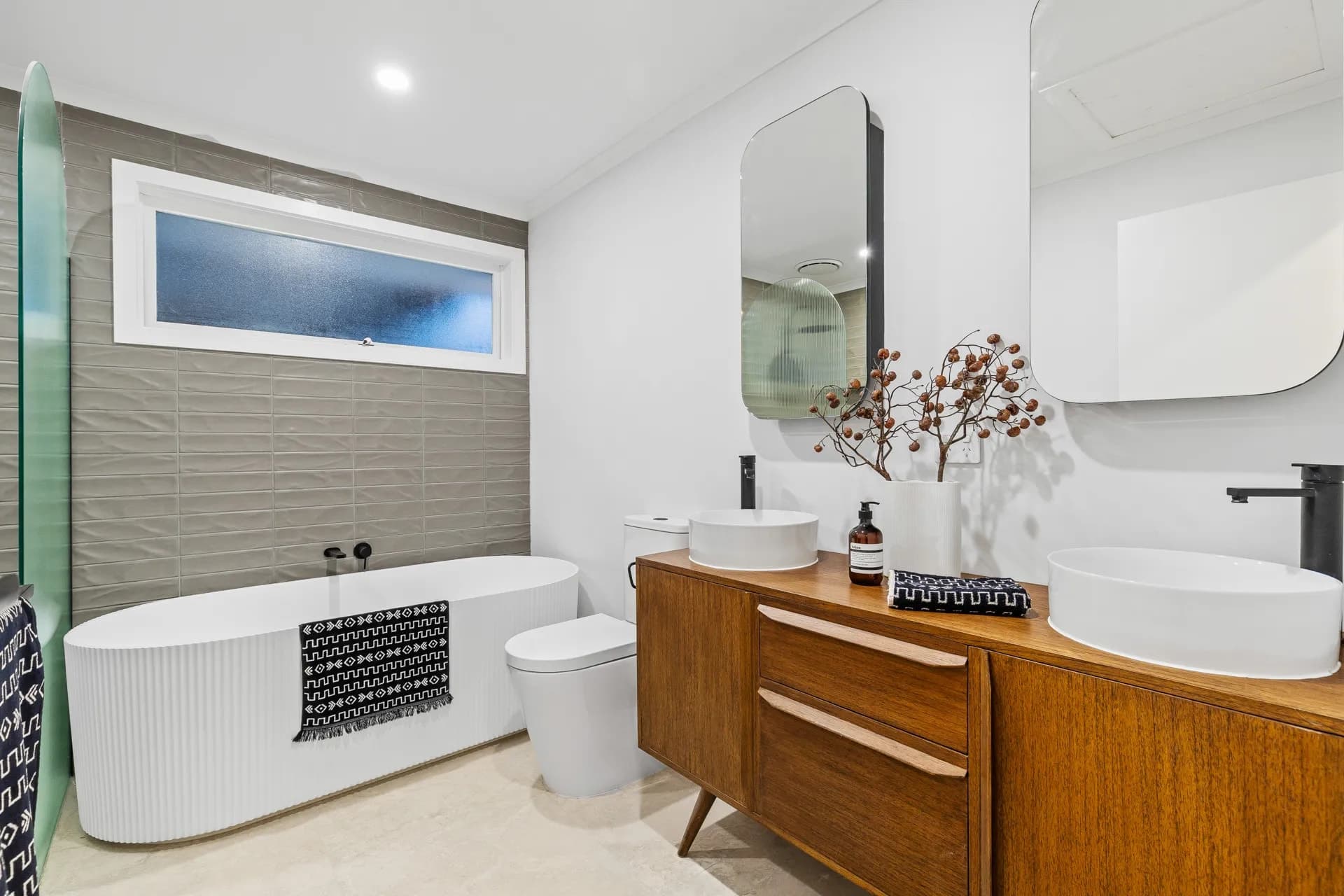 19 Langhorne Street, Altona Meadows - Thumbnail 7