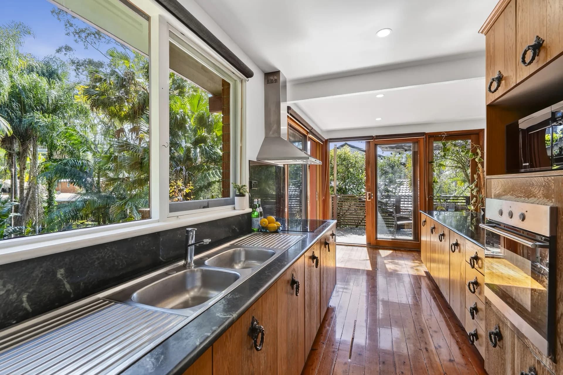 14 Loquat Valley Road, Bayview - Thumbnail 6