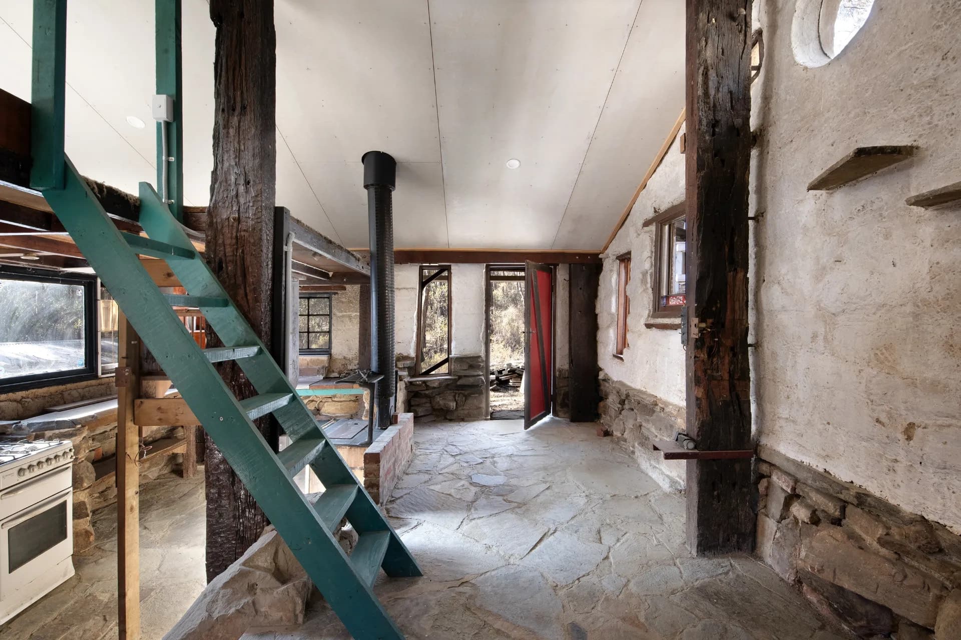 34 Hoopers Road, Chewton., Chewton - Thumbnail 3