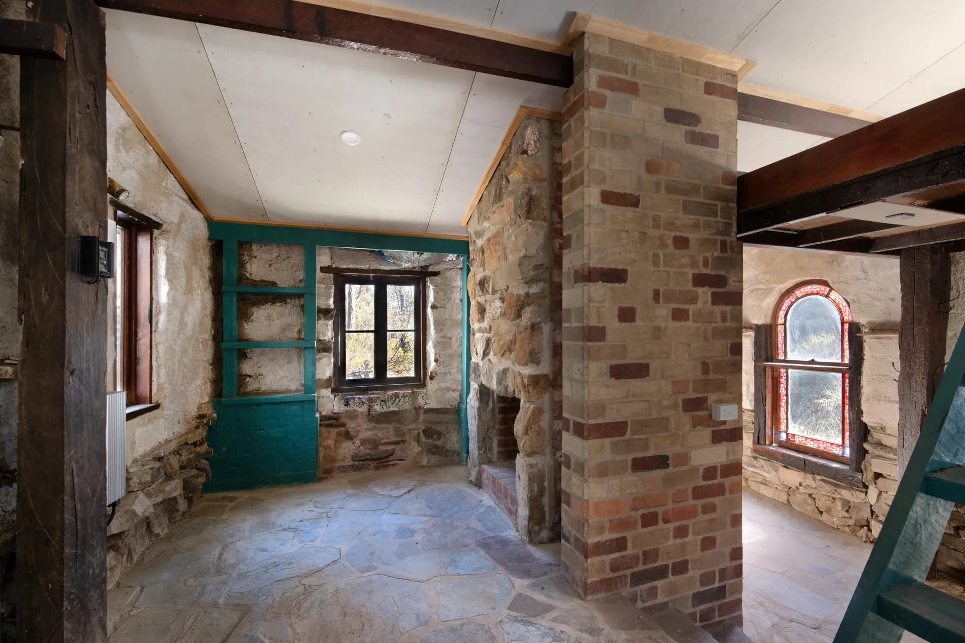34 Hoopers Road, Chewton., Chewton - Thumbnail 5