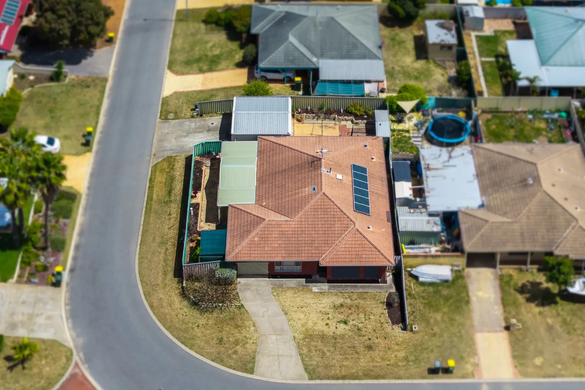22 Oakover Turn, Greenfields - Thumbnail 2