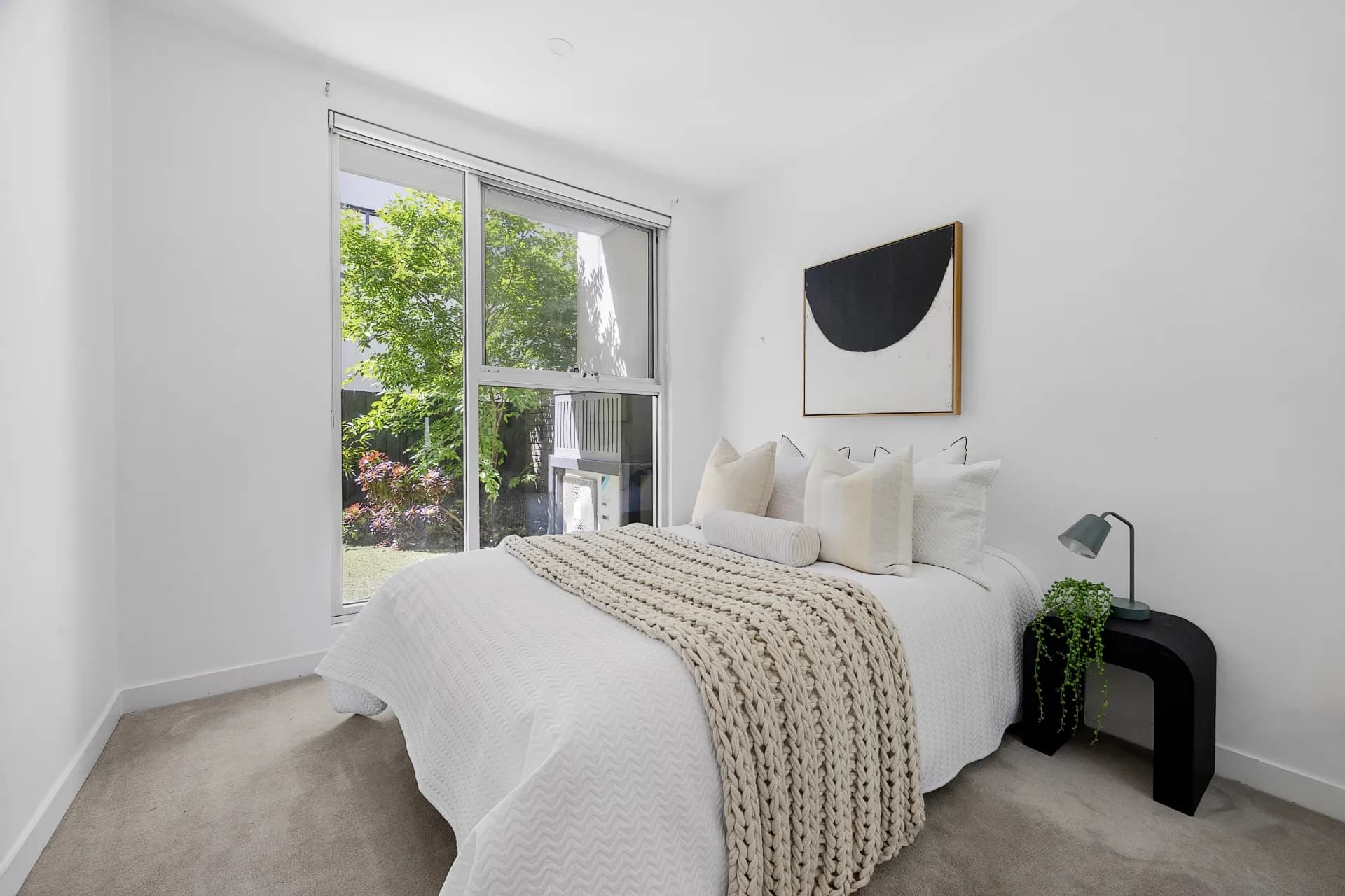 2/220 Burke  Road, Glen Iris - Thumbnail 6