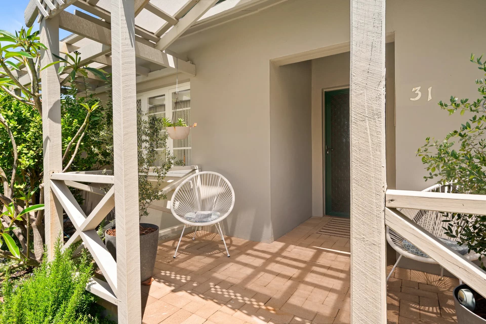 31 Griffin Crescent, Manning., Manning - Thumbnail 3
