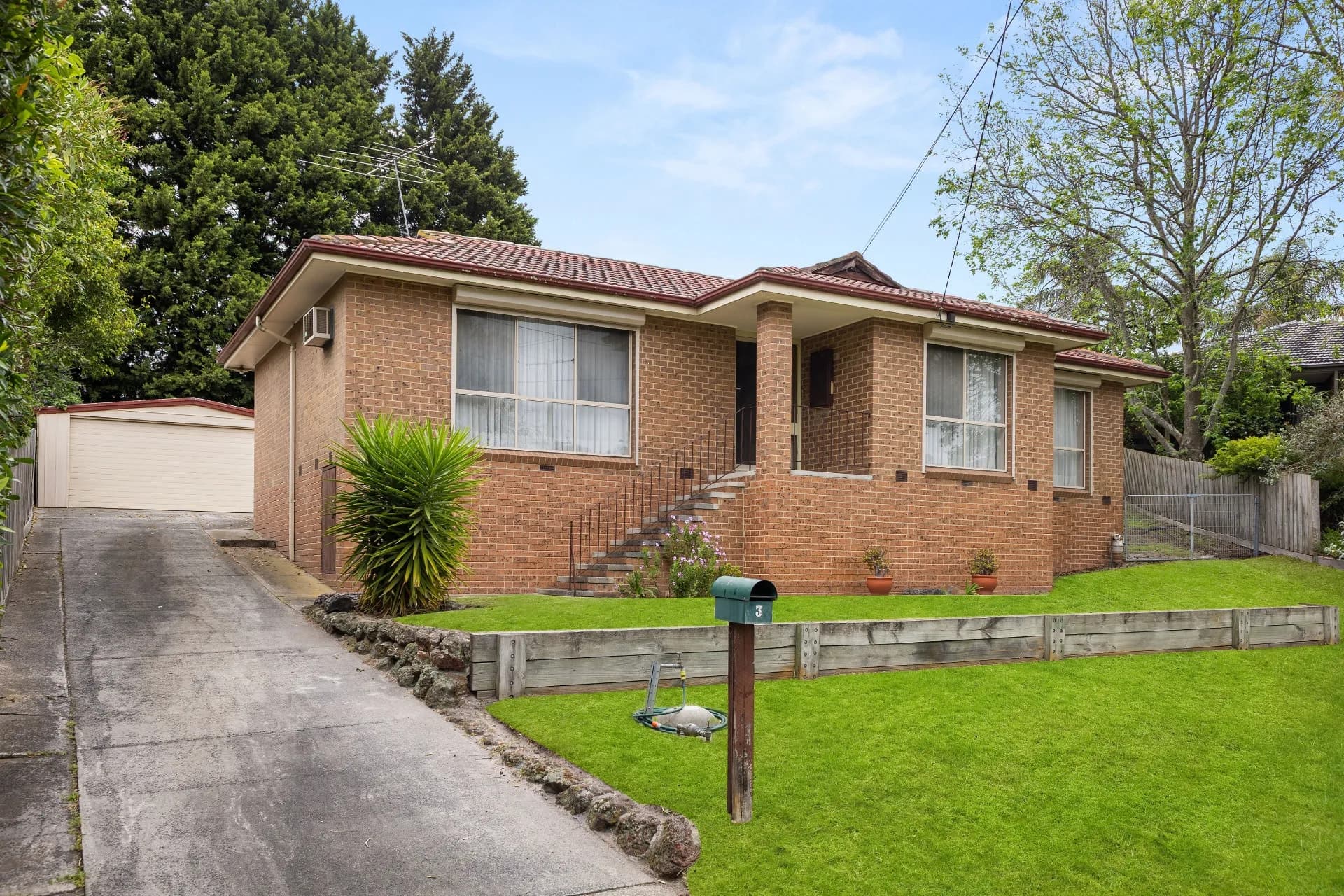 3 Houlder Avenue, Junction Village - Image 1