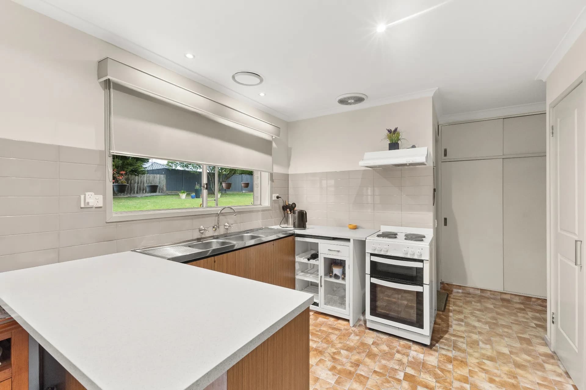 3 Houlder Avenue, Junction Village - Thumbnail 3