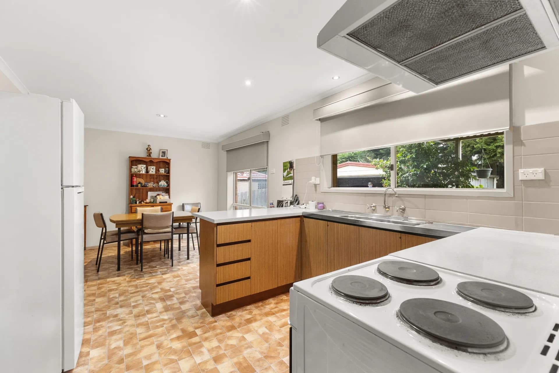 3 Houlder Avenue, Junction Village - Thumbnail 4