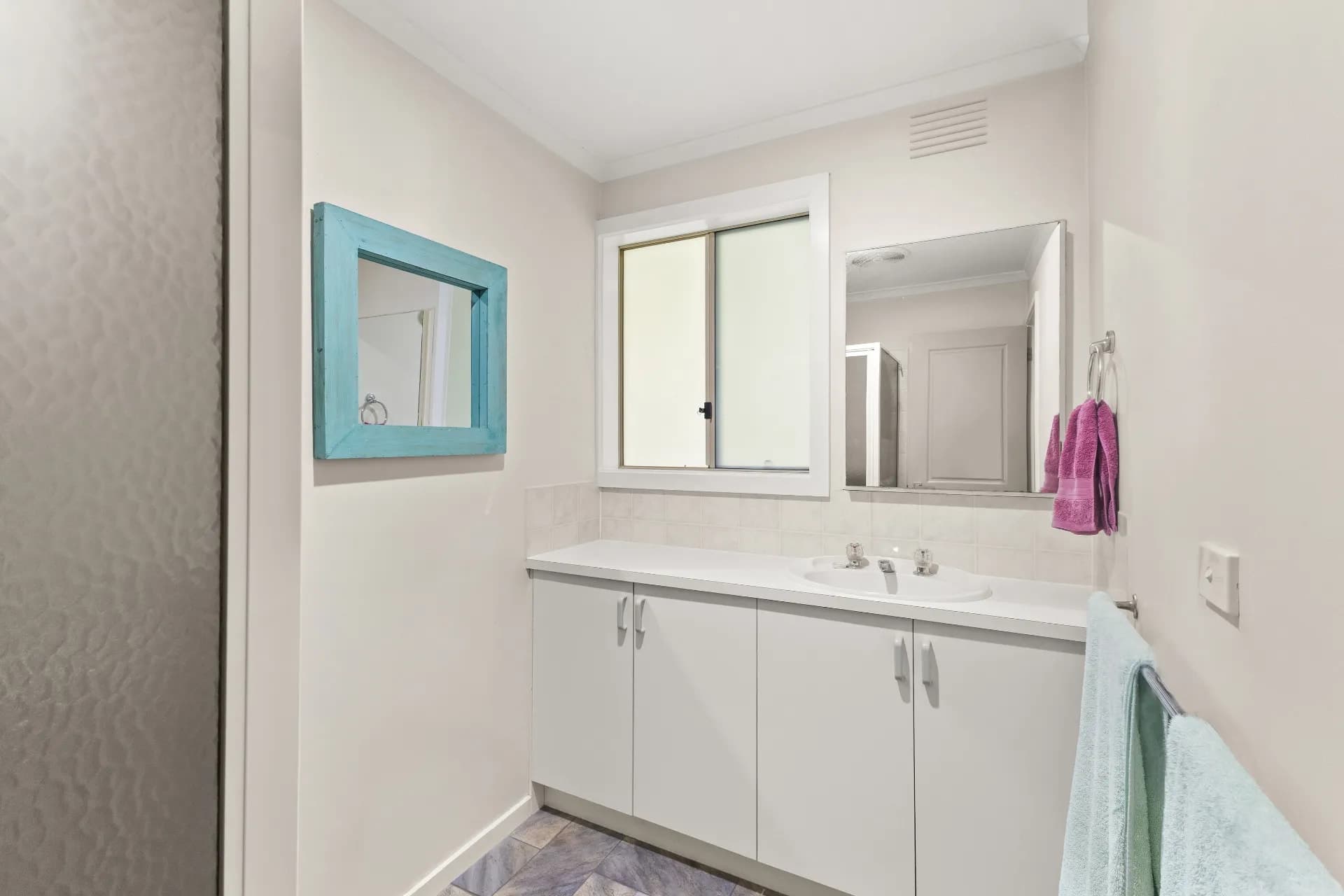 3 Houlder Avenue, Junction Village - Thumbnail 8