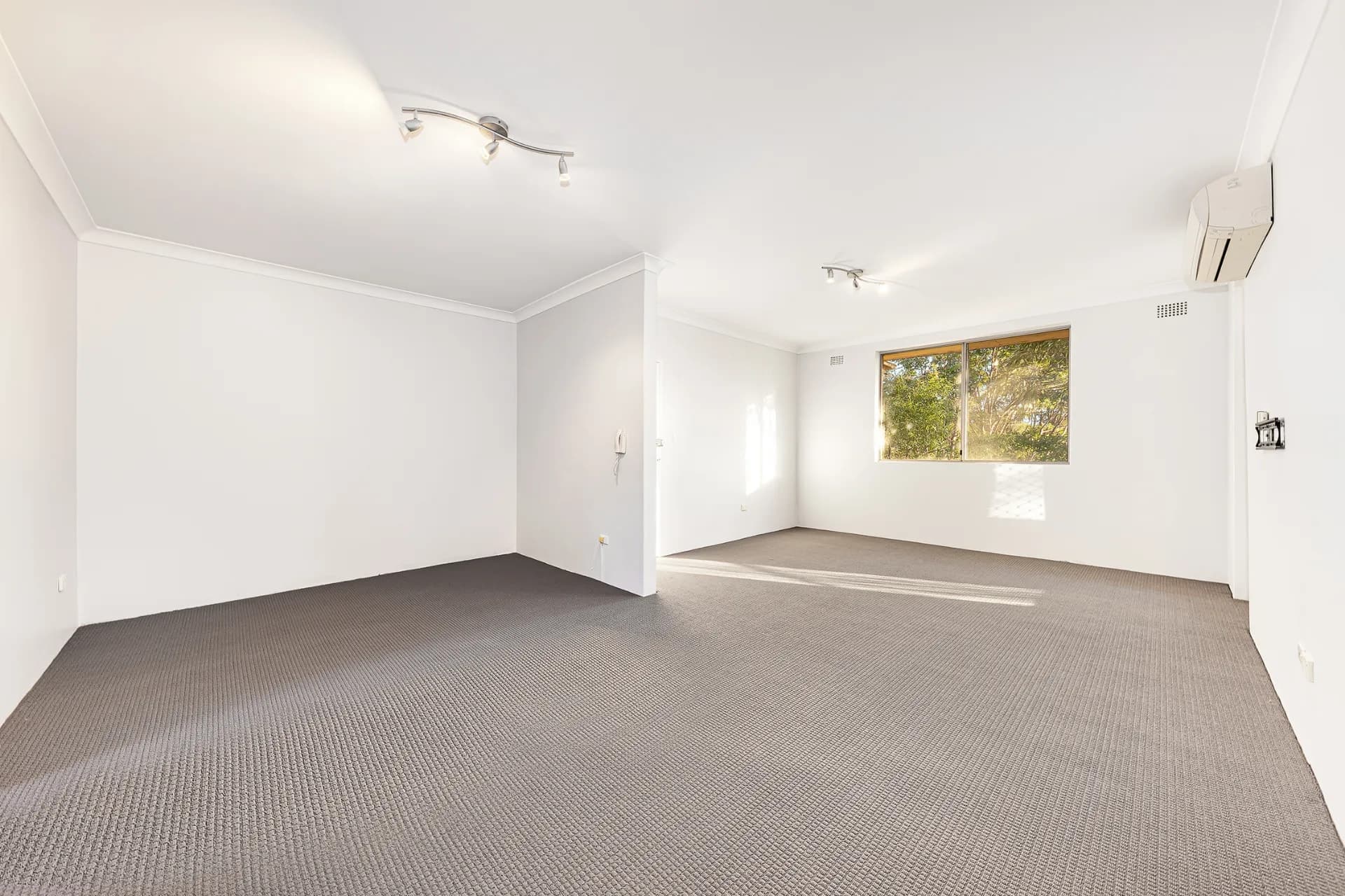 6/1 Ralston Street, Lane Cove., Lane Cove - Thumbnail 2