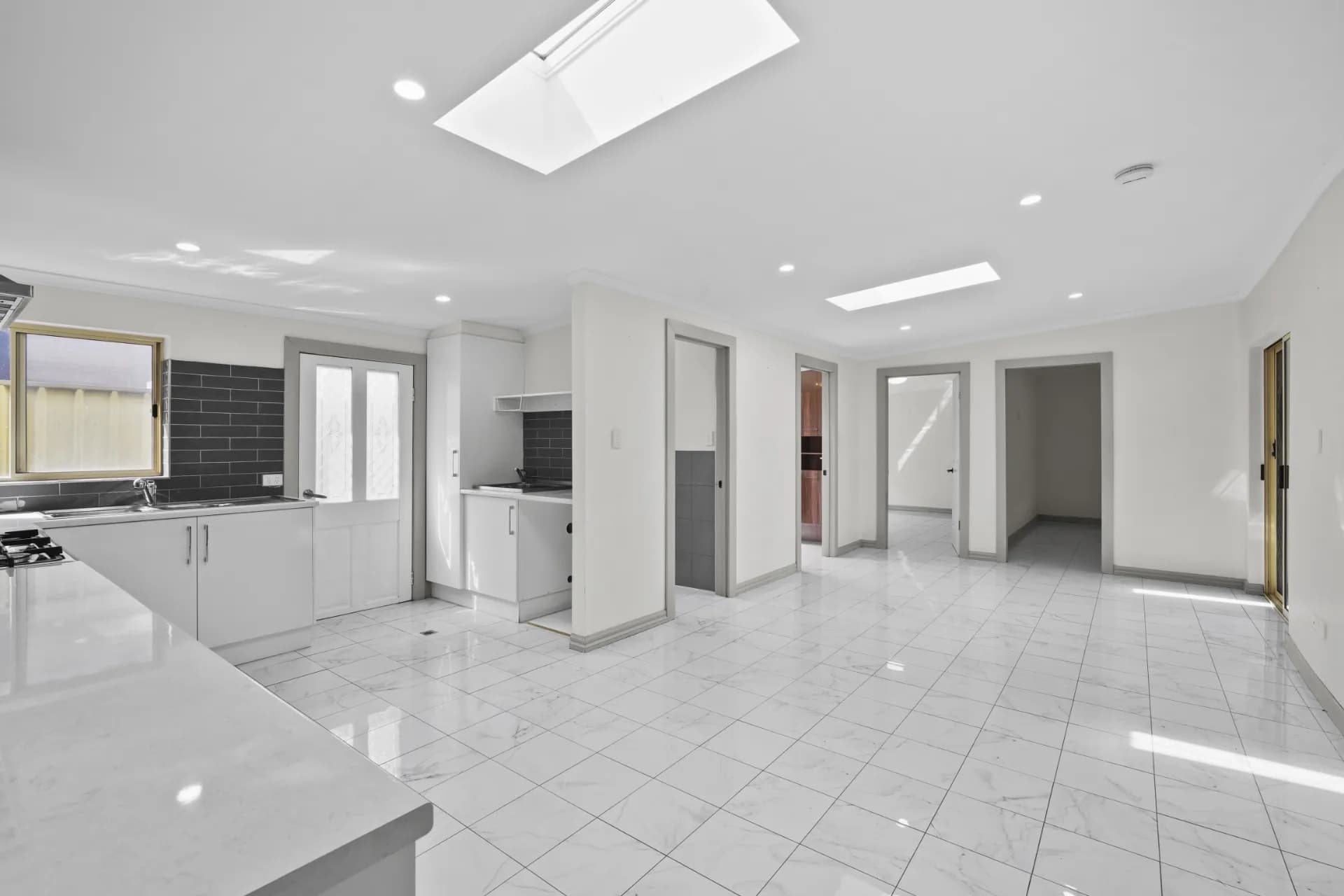 86 Addison Road, Pennington - Thumbnail 4