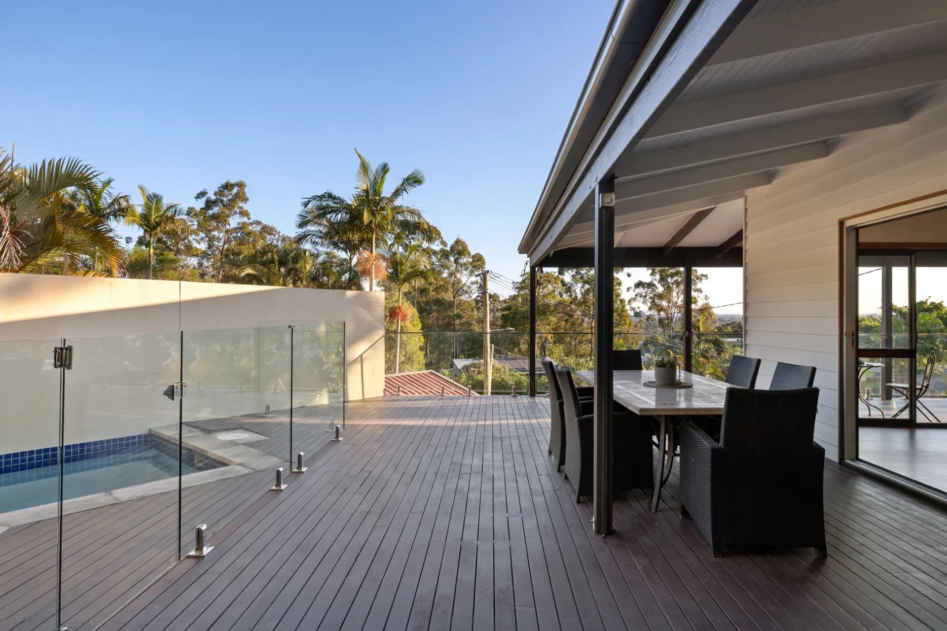 8 Greenhill Grove, Daisy Hill - Thumbnail 2