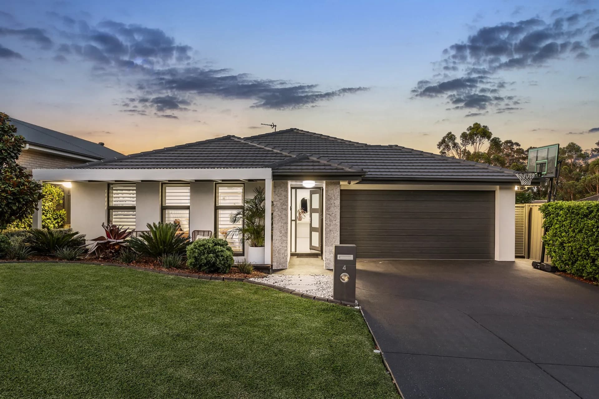 4 Burrong Street, Fletcher., Fletcher - Image 1