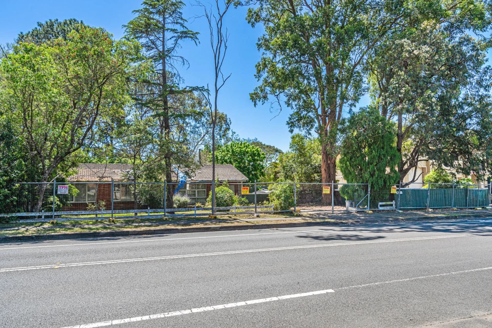 245 North Rocks Road, North Rocks - Thumbnail 2