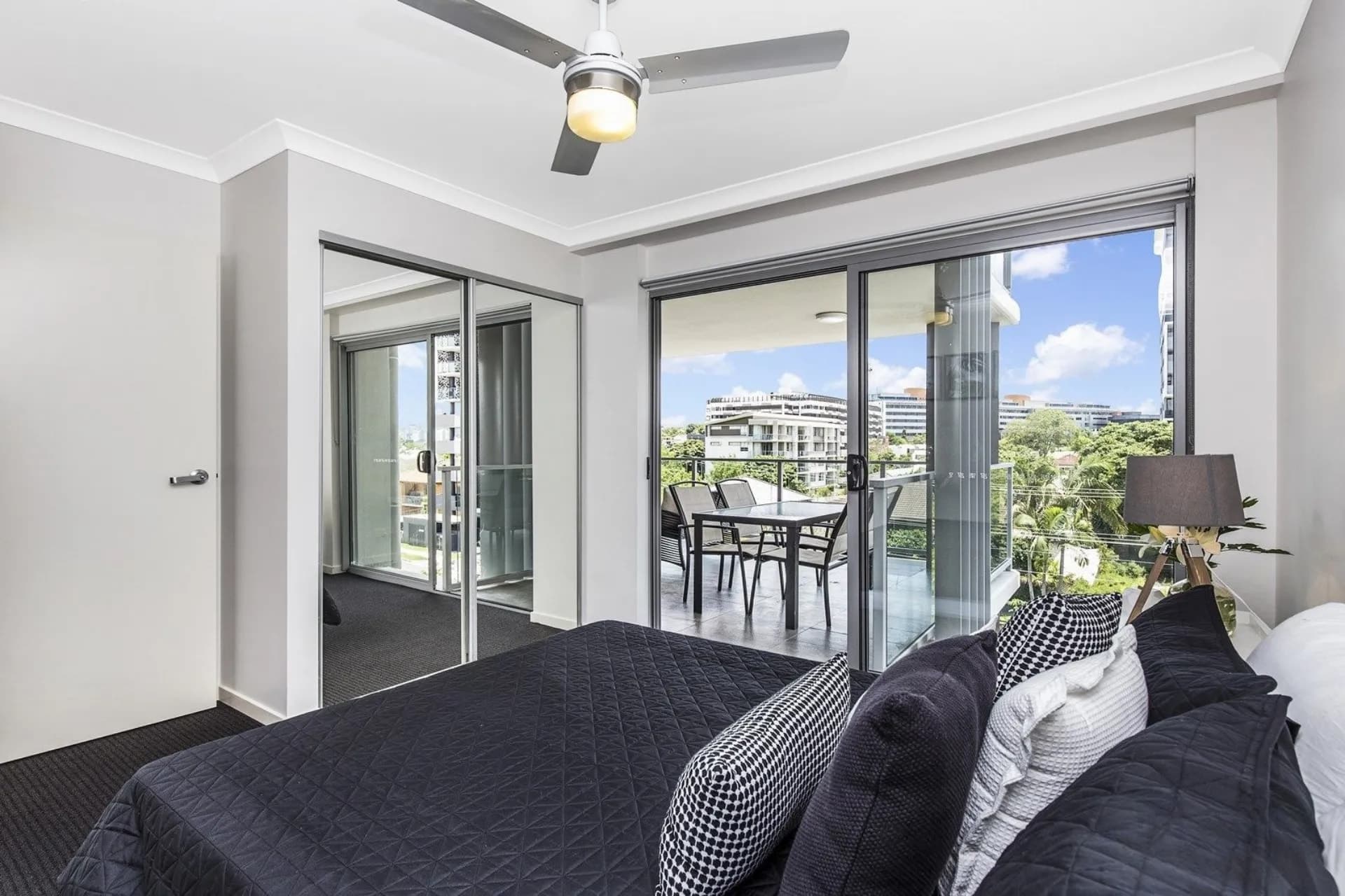 14/28 Carl  Street, Woolloongabba - Thumbnail 7