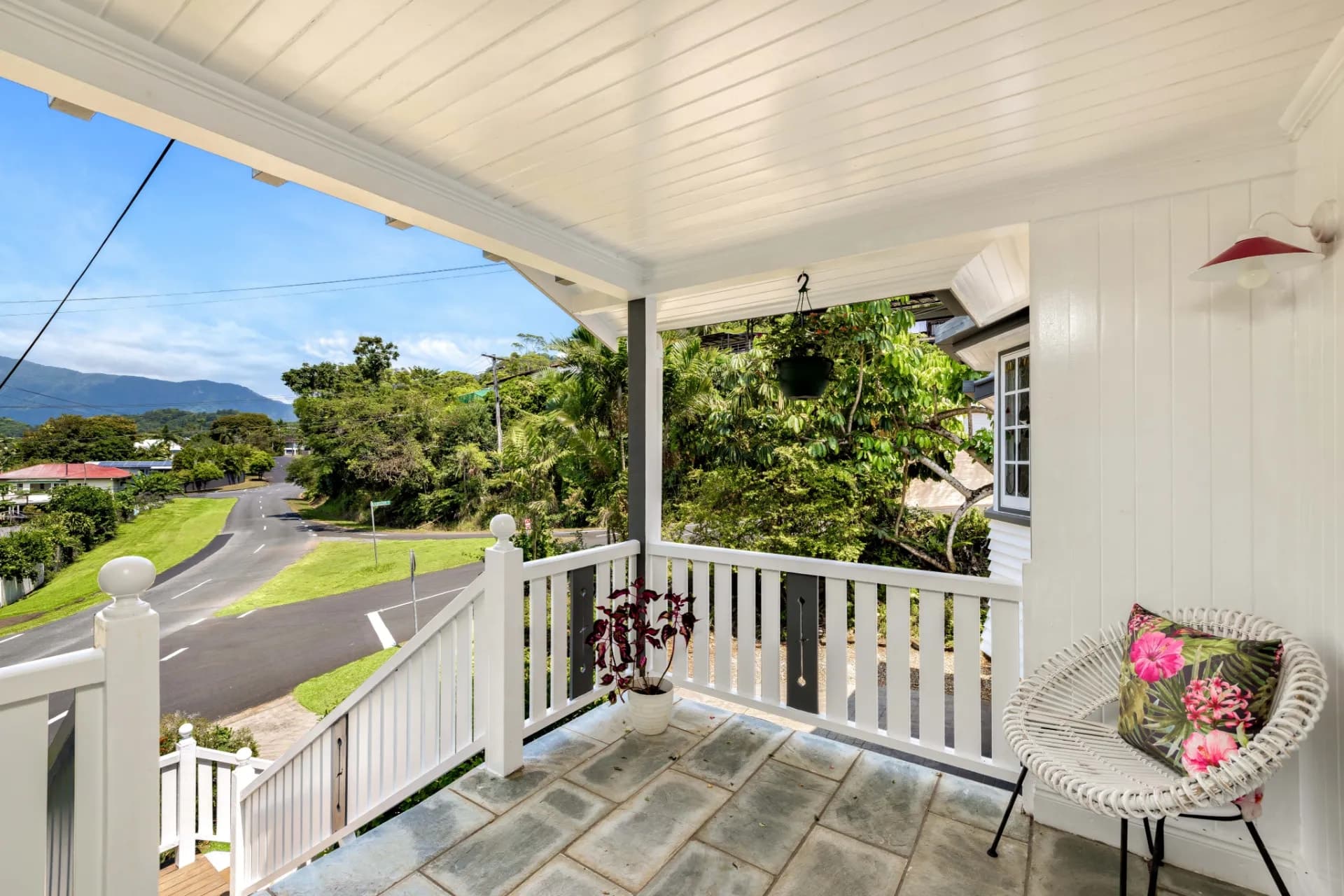 31-33 Bellevue Crescent, Edge Hill - Thumbnail 2