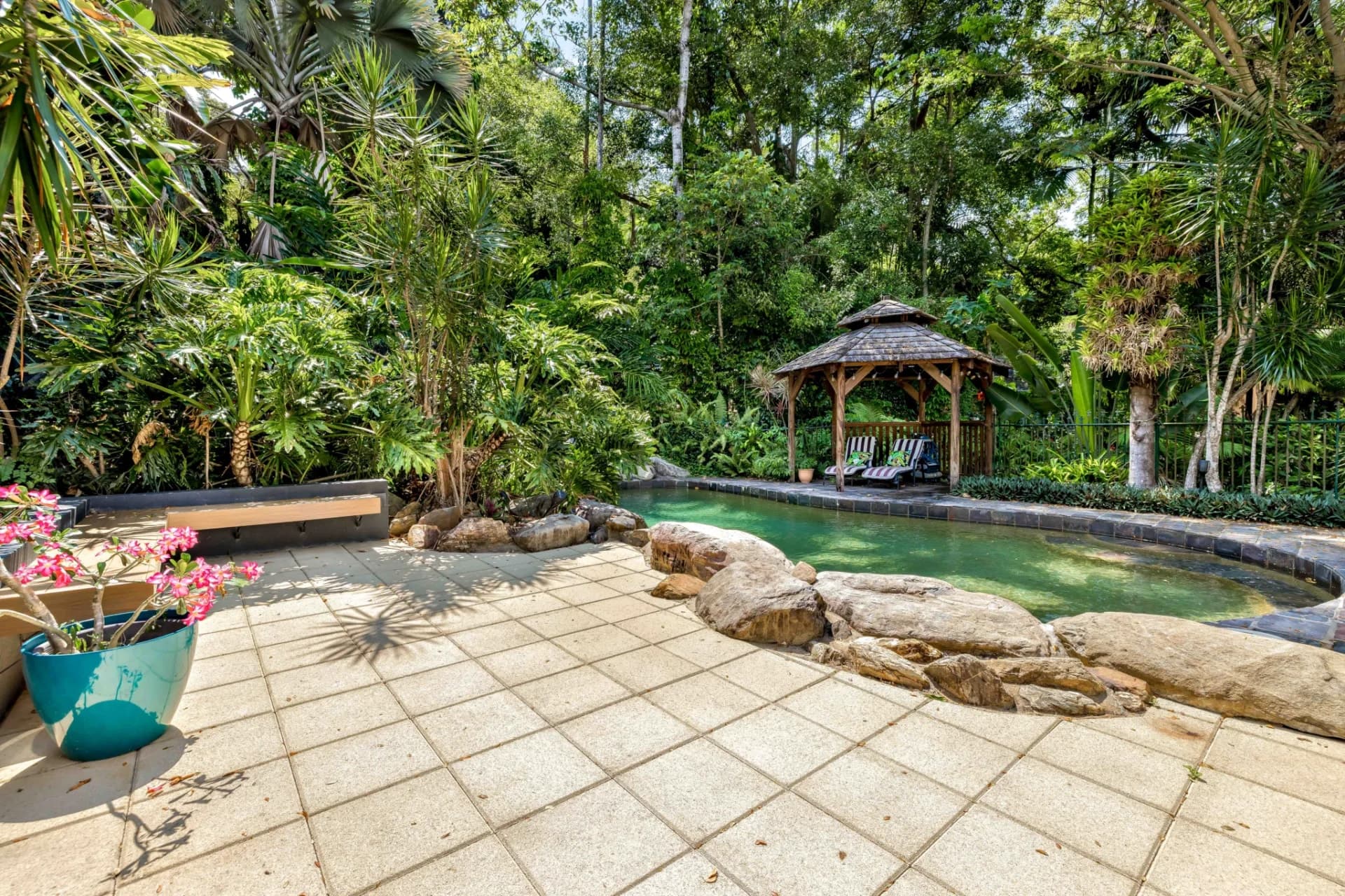 31-33 Bellevue Crescent, Edge Hill - Thumbnail 4