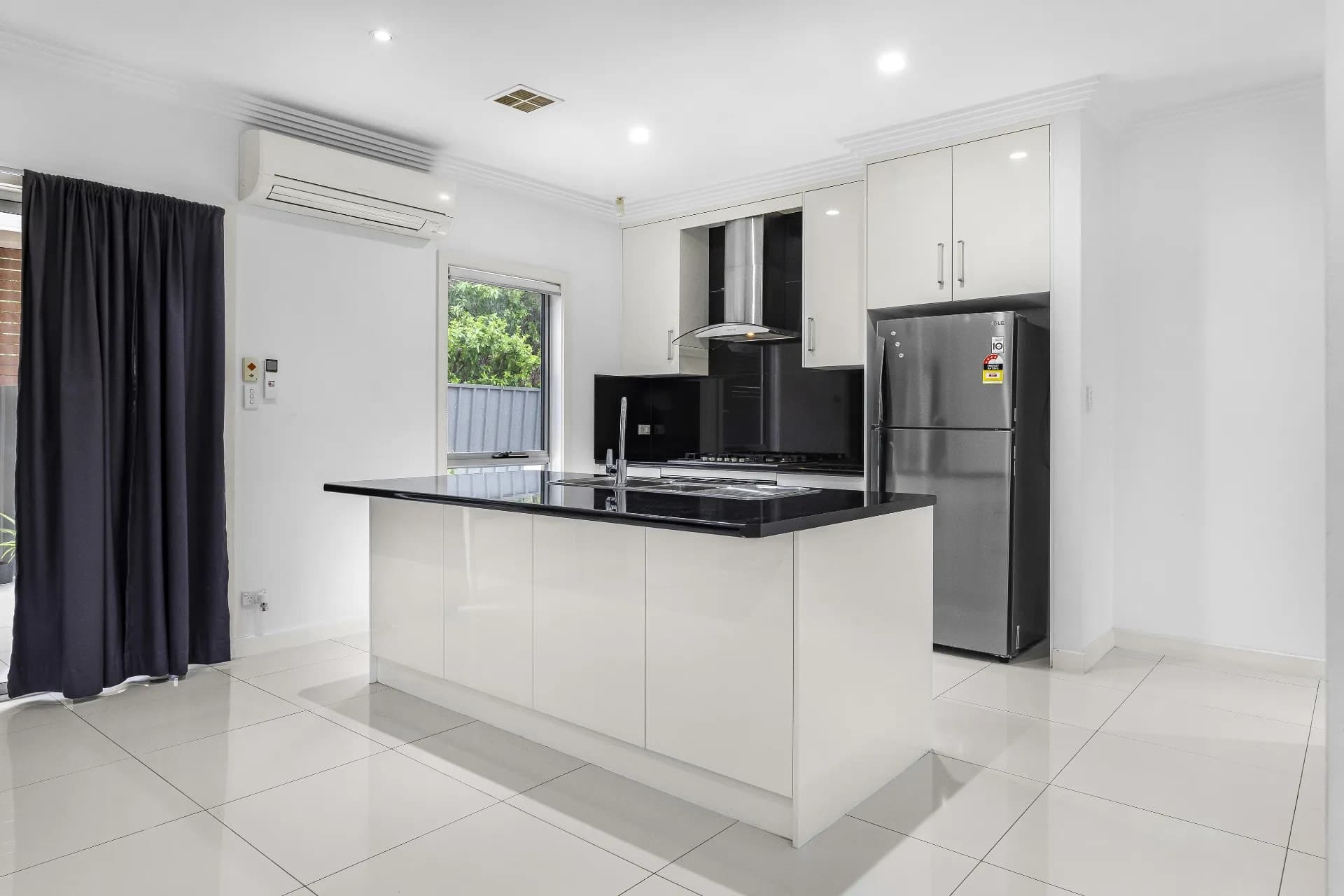 13A Jolly Avenue, Northfield - Thumbnail 2